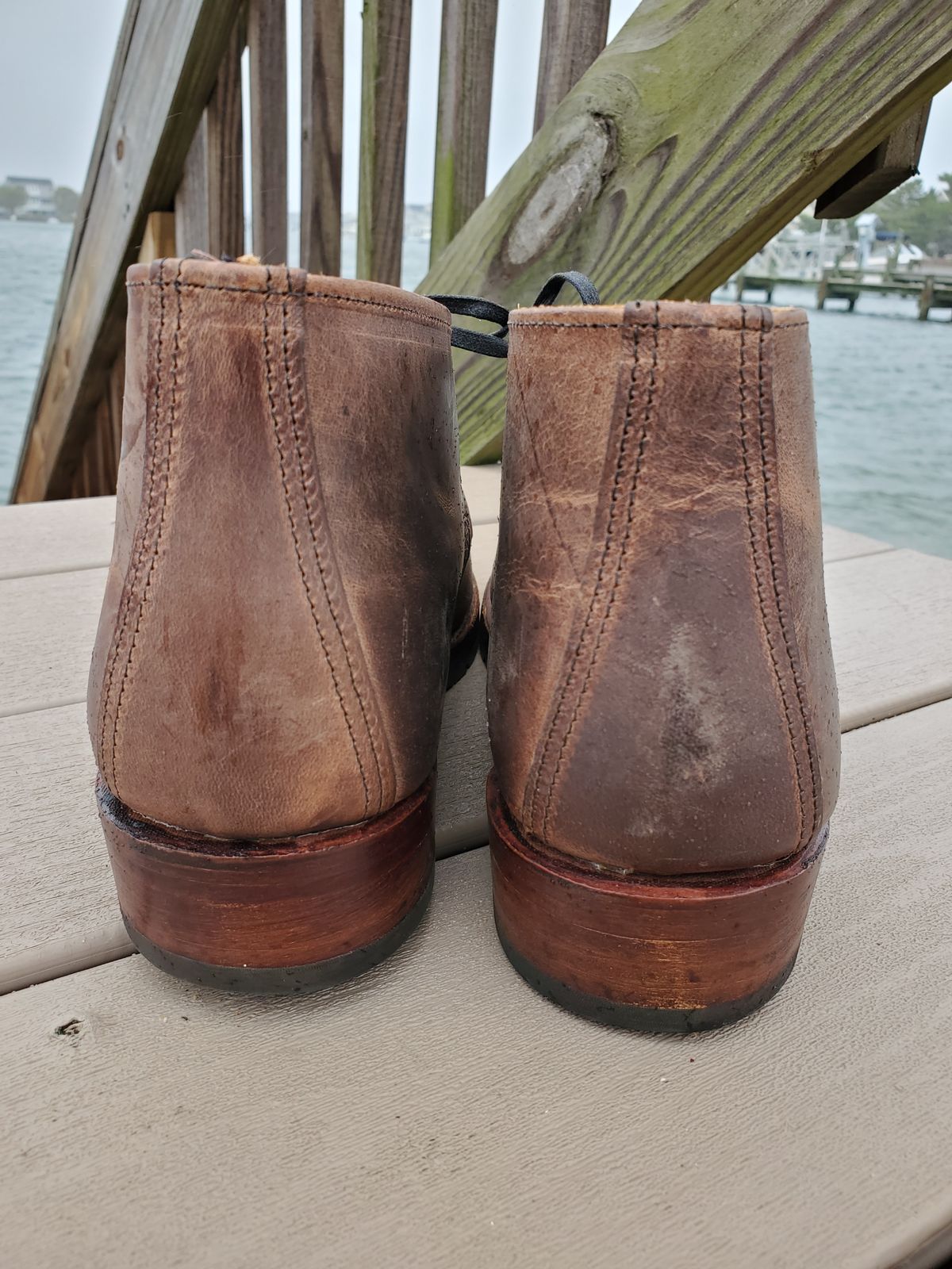 Photo by icarusflies95 on October 3, 2022 of the Red Wing Beckman Chukka in S.B. Foot Unknown Leather.