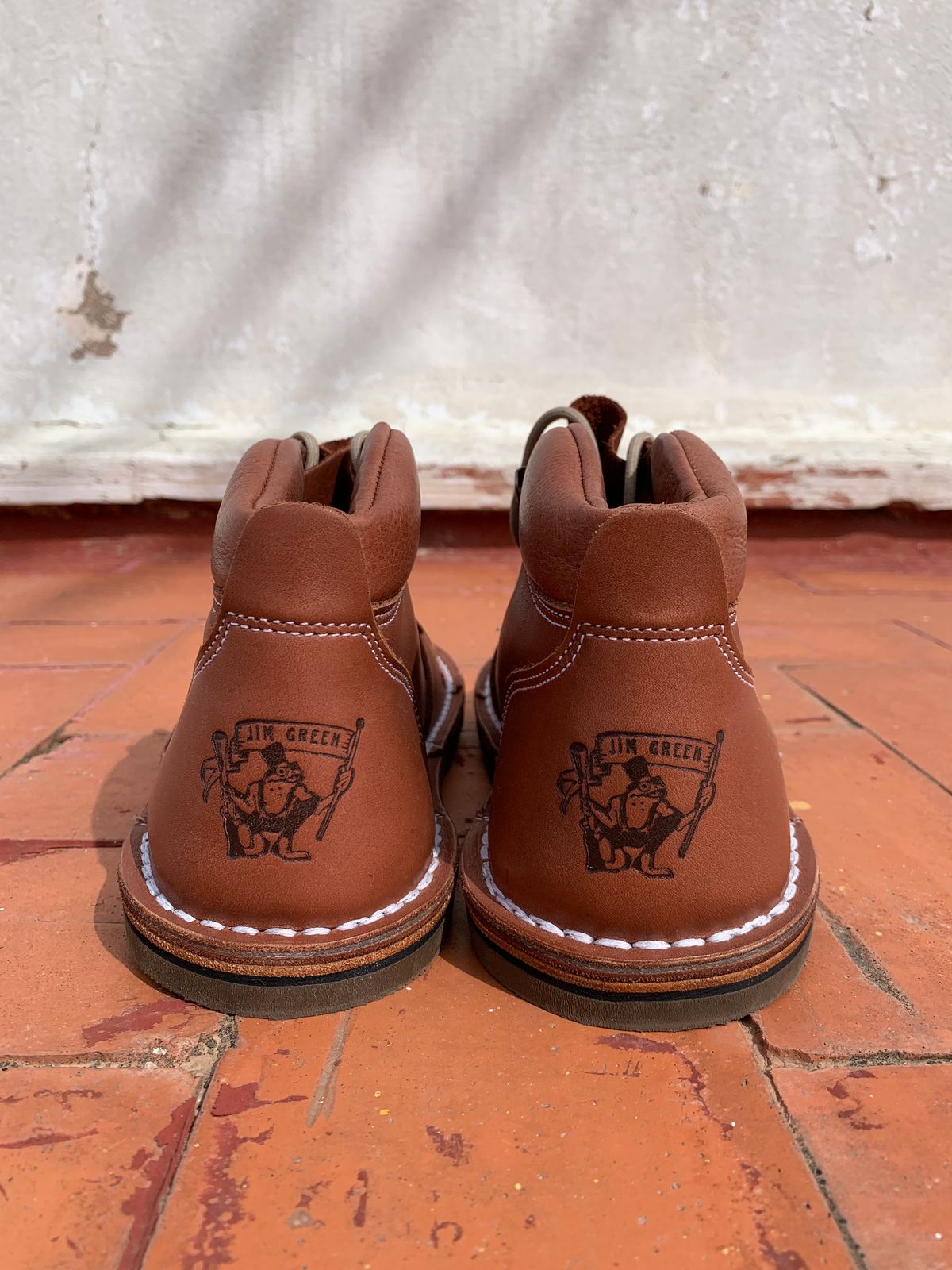 Photo by icarusflies95 on October 12, 2024 of the Jim Green African Ranger Barefoot Boot in Chestnut Tan Full Grain.