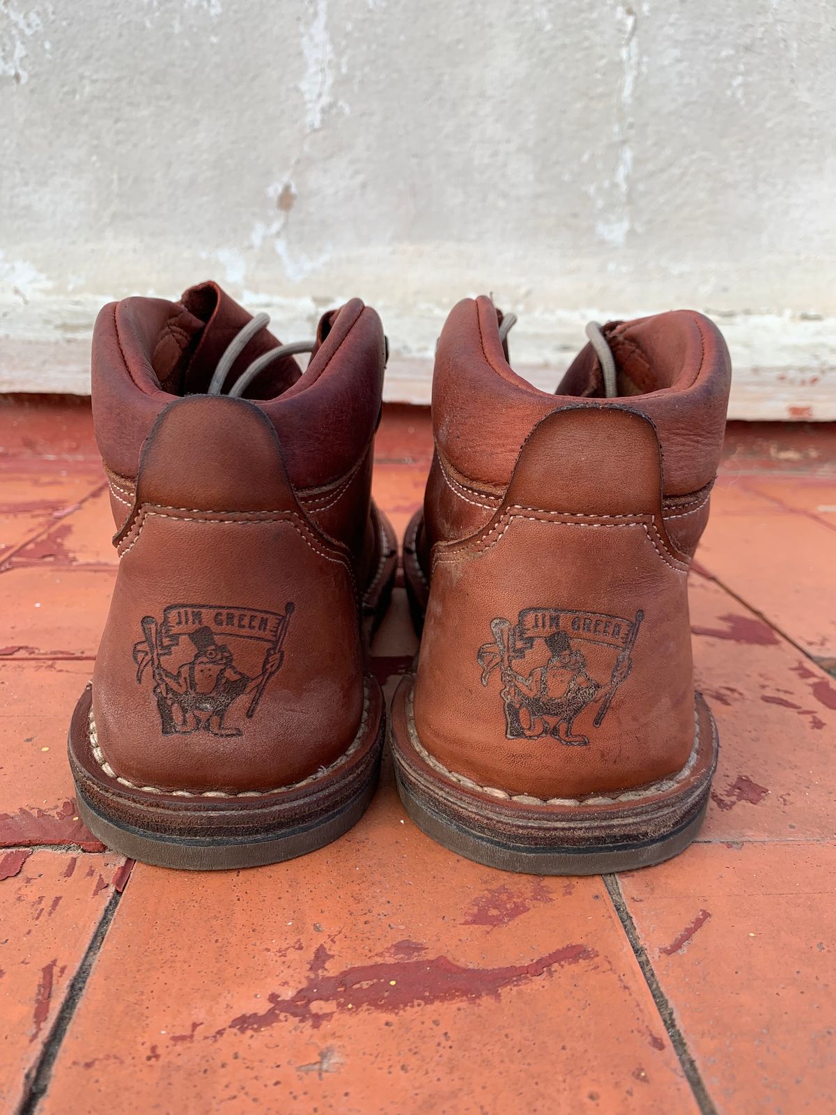 Photo by icarusflies95 on November 5, 2024 of the Jim Green African Ranger Barefoot Boot in Chestnut Tan Full Grain.