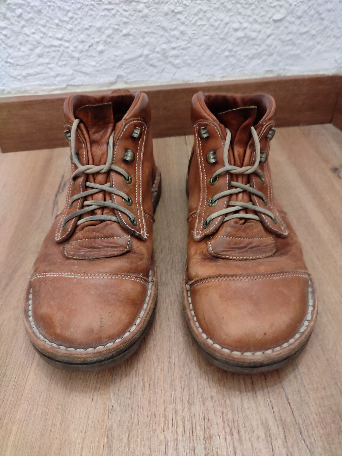 Photo by icarusflies95 on February 5, 2025 of the Jim Green African Ranger Barefoot Boot in Chestnut Tan Full Grain.