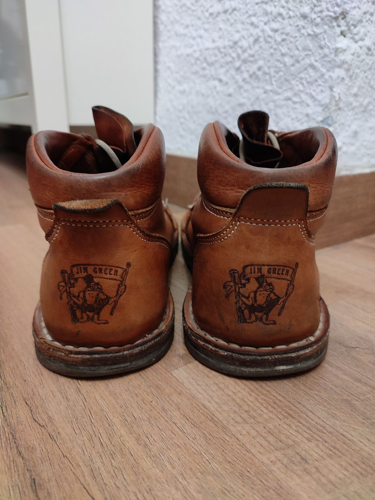 Photo by icarusflies95 on March 5, 2025 of the Jim Green African Ranger Barefoot Boot in Chestnut Tan Full Grain.