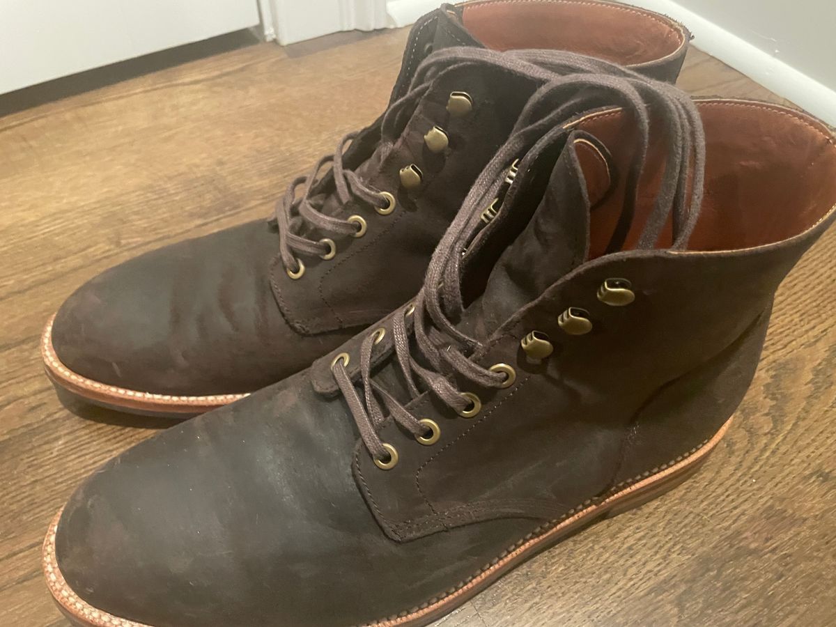 Photo by agpresto on March 3, 2023 of the Grant Stone Diesel Boot in C.F. Stead Earth Waxy Commander Suede.