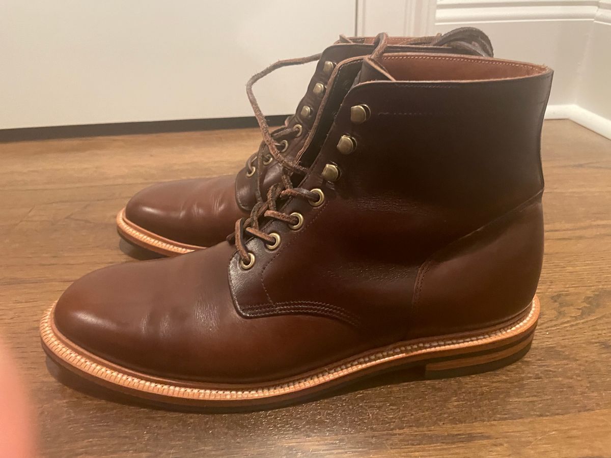 Photo by agpresto on March 3, 2023 of the Grant Stone Diesel Boot in Horween Crimson Chromexcel.