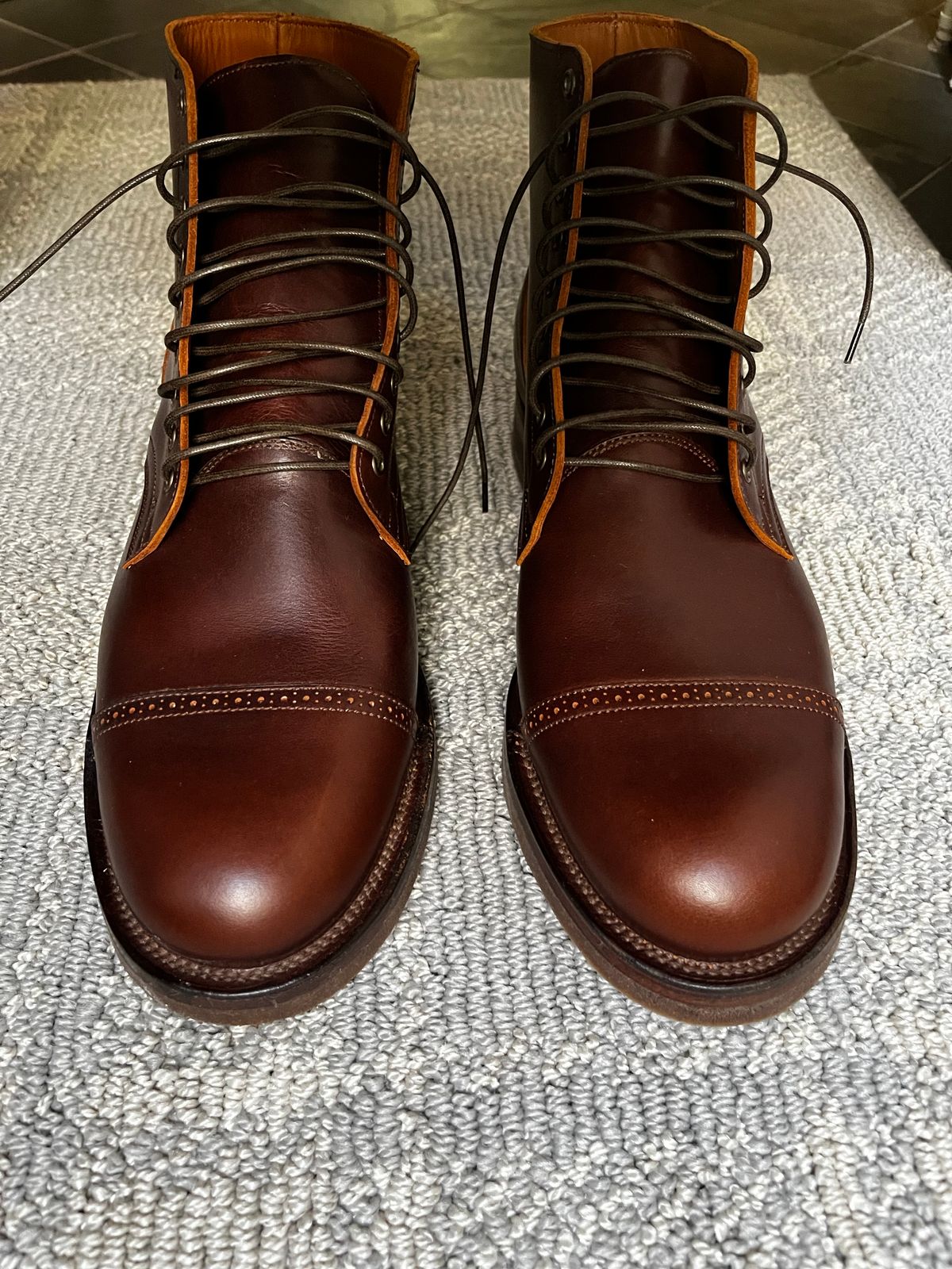 Photo by CellBlaster on May 30, 2023 of the Viberg Service Boot BCT in Unlisted Leather.