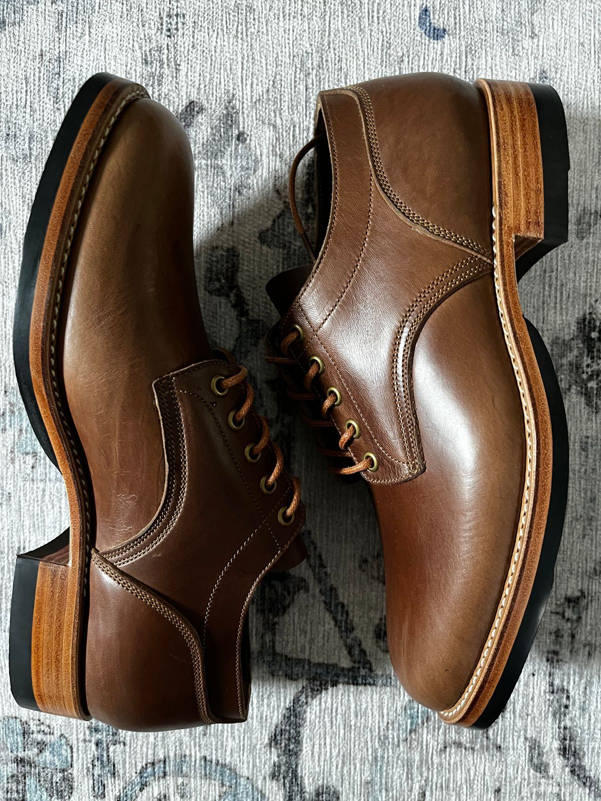 Photo by CellBlaster on March 30, 2023 of the Onderhoud LVL01 Derby Boot in Horween Natural Chromexcel Strips.
