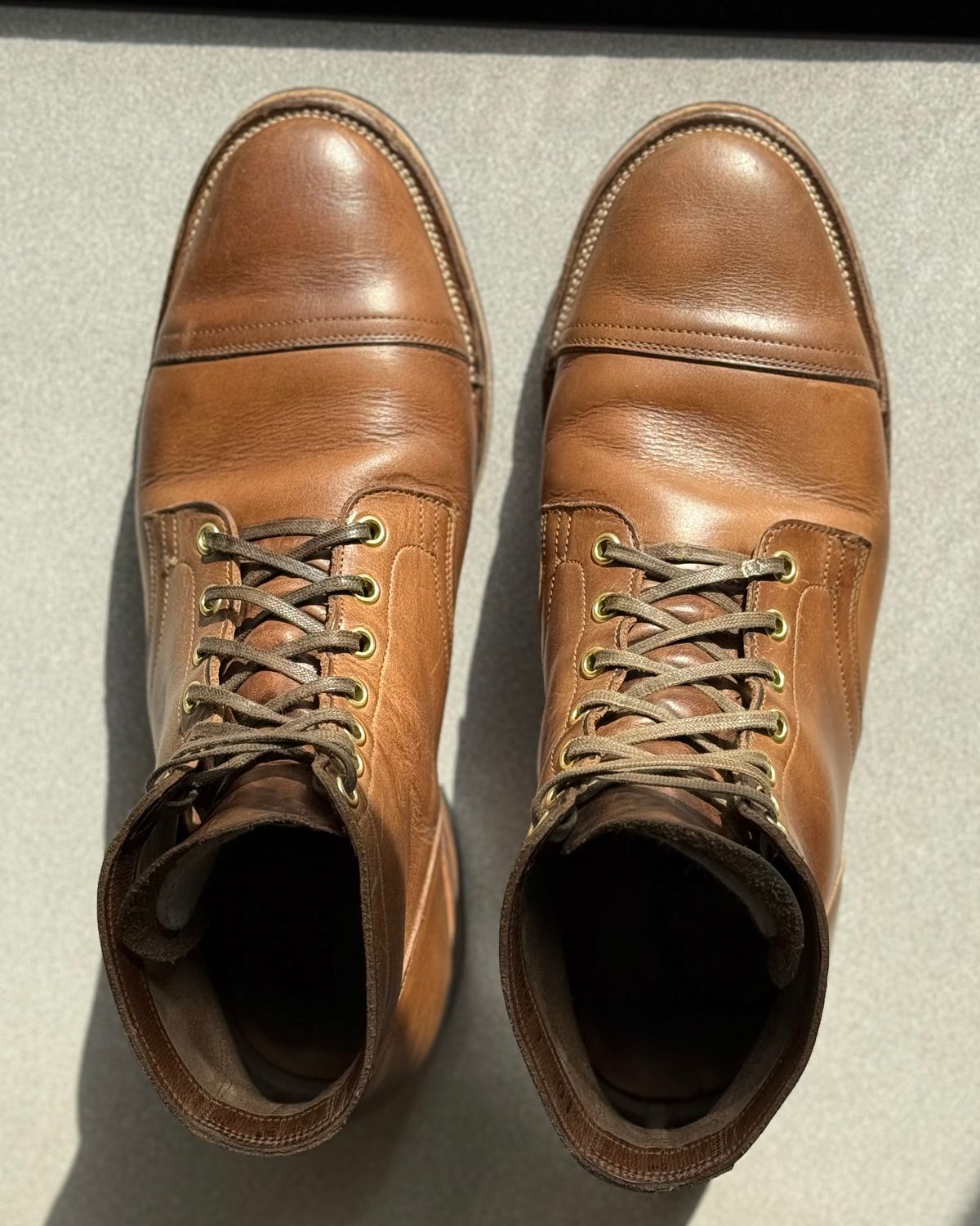 Photo by CellBlaster on October 18, 2024 of the Viberg Service Boot in Horween Natural Chromexcel.