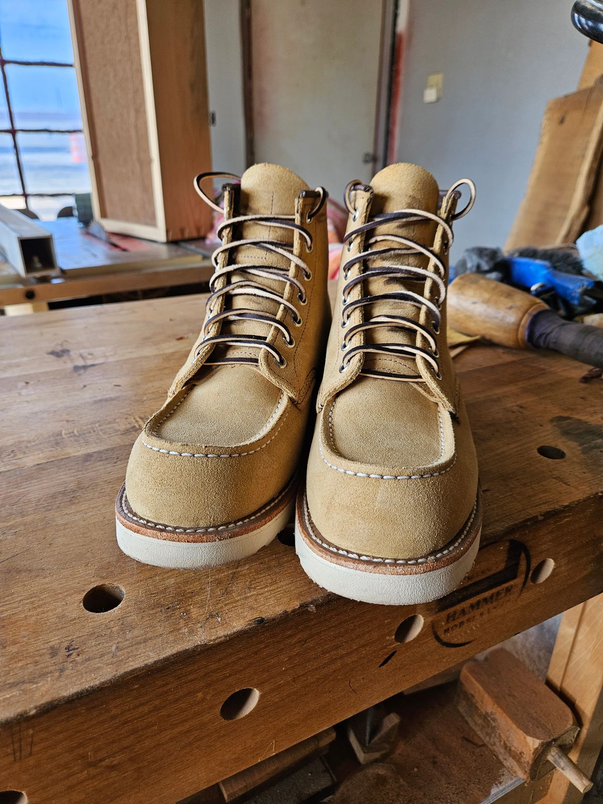 Photo by bro_moc on October 2, 2023 of the Red Wing 6-Inch Classic Moc in S.B. Foot Hawthorne Abilene.