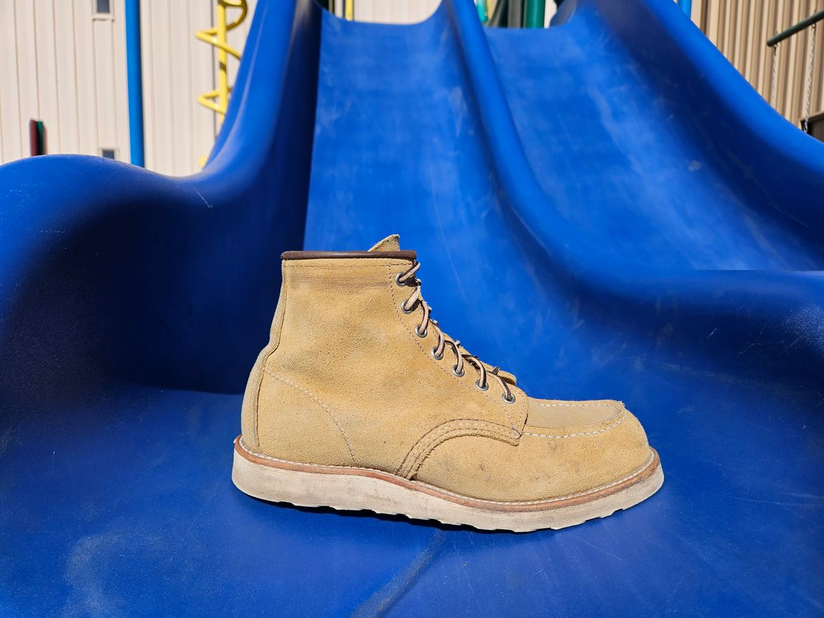 Photo by bro_moc on November 2, 2023 of the Red Wing 6-Inch Classic Moc in S.B. Foot Hawthorne Abilene.