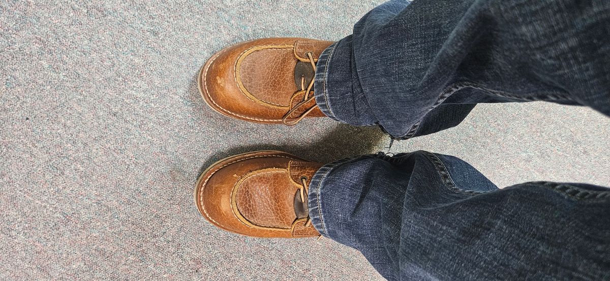Photo by bro_moc on April 15, 2025 of the Truman Moc Toe in Cognac Shrunken Bison.