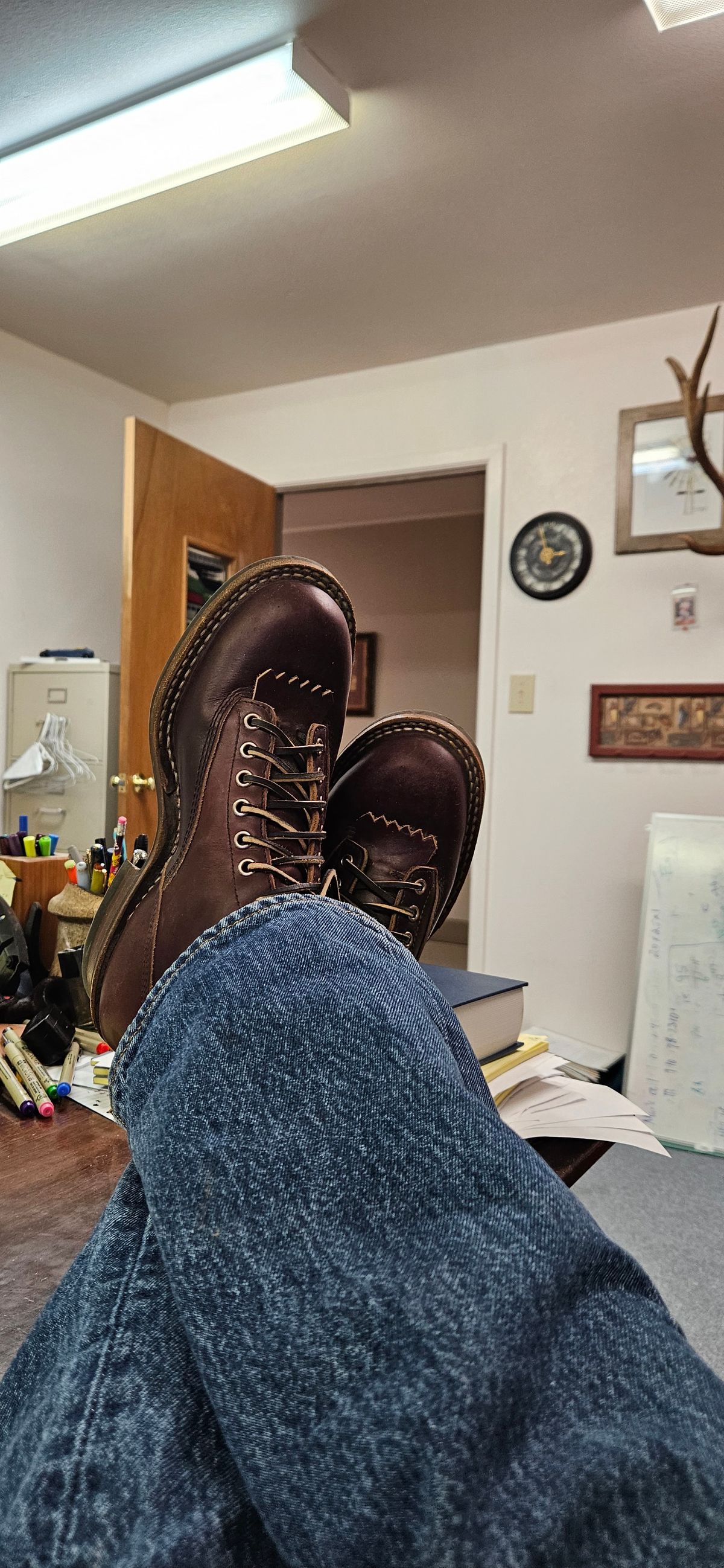 Photo by bro_moc on July 30, 2025 of the White's C350 Cutter in Seidel Burgundy Double Shot.