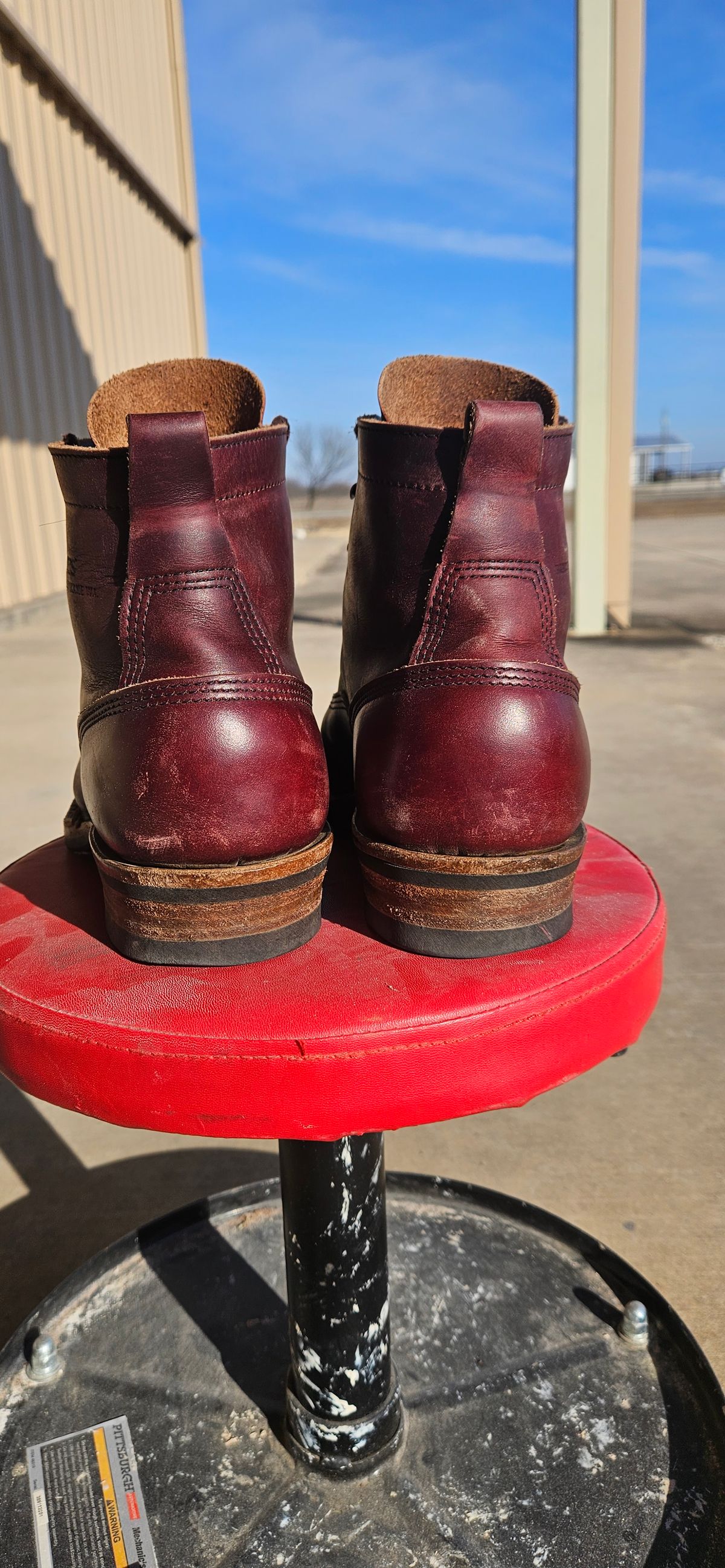 Photo by bro_moc on January 5, 2026 of the White's C350 Cutter in Seidel Burgundy Double Shot.