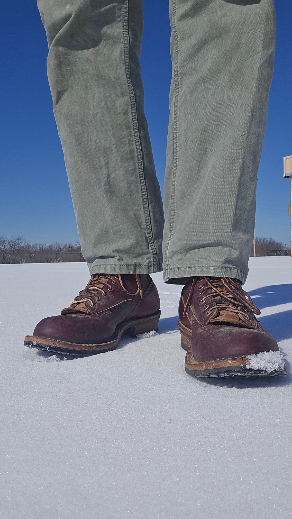 Photo by bro_moc on January 28, 2026 of the White's C350 Cutter in Seidel Burgundy Double Shot.