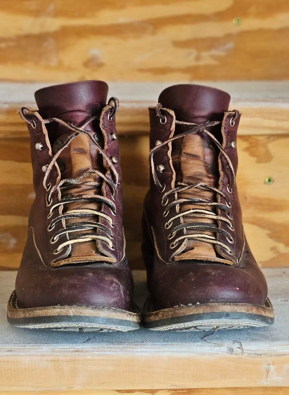 Photo by bro_moc on February 5, 2026 of the White's C350 Cutter in Seidel Burgundy Double Shot.