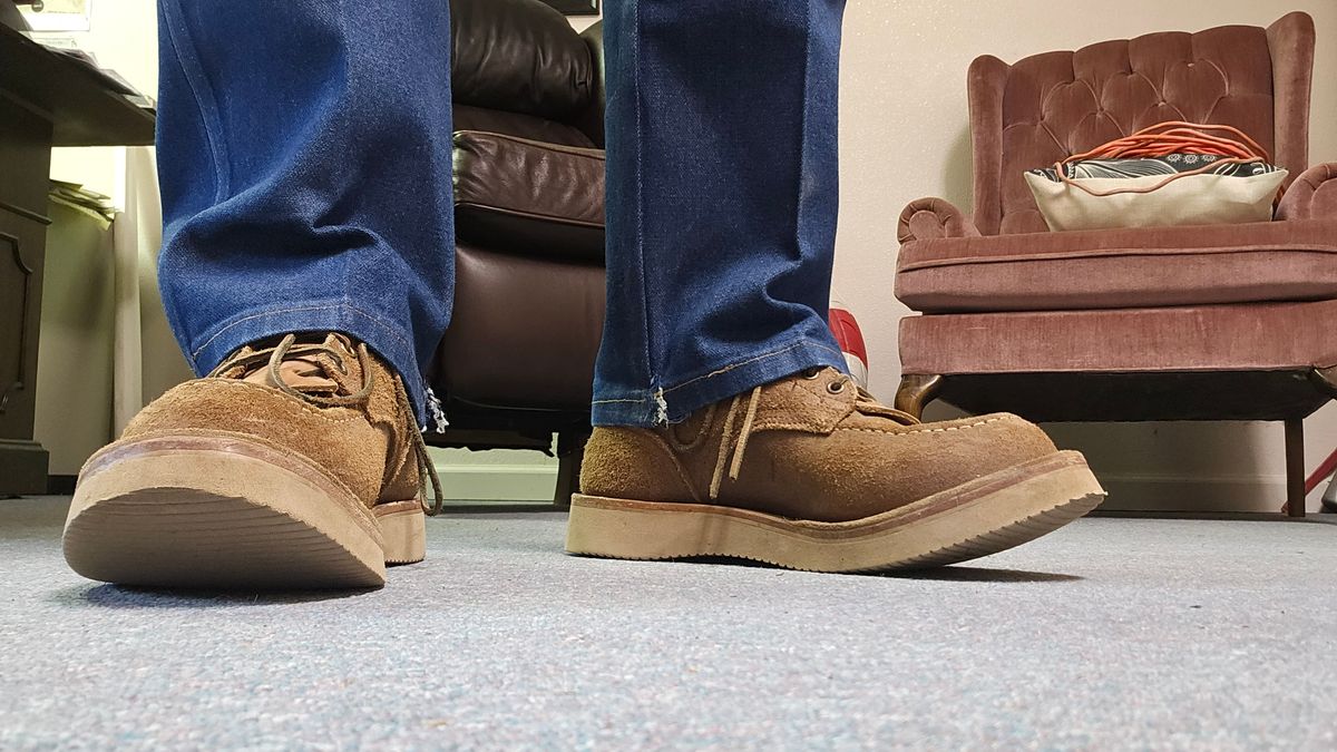 Photo by bro_moc on June 25, 2024 of the Nicks Aldert Strider Moc Toe in Seidel 1964 Tan Roughout.