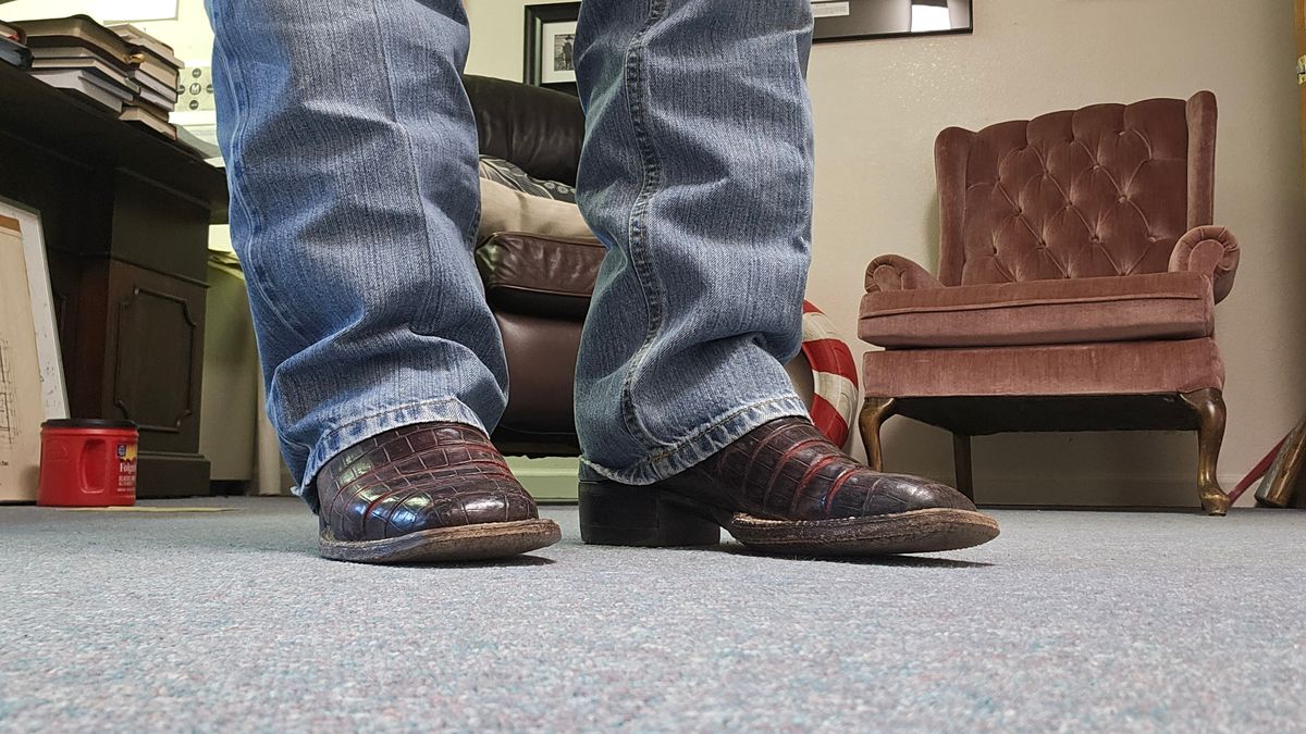 Photo by bro_moc on September 17, 2024 of the Lucchese Cowboy Boots in Caiman Belly.