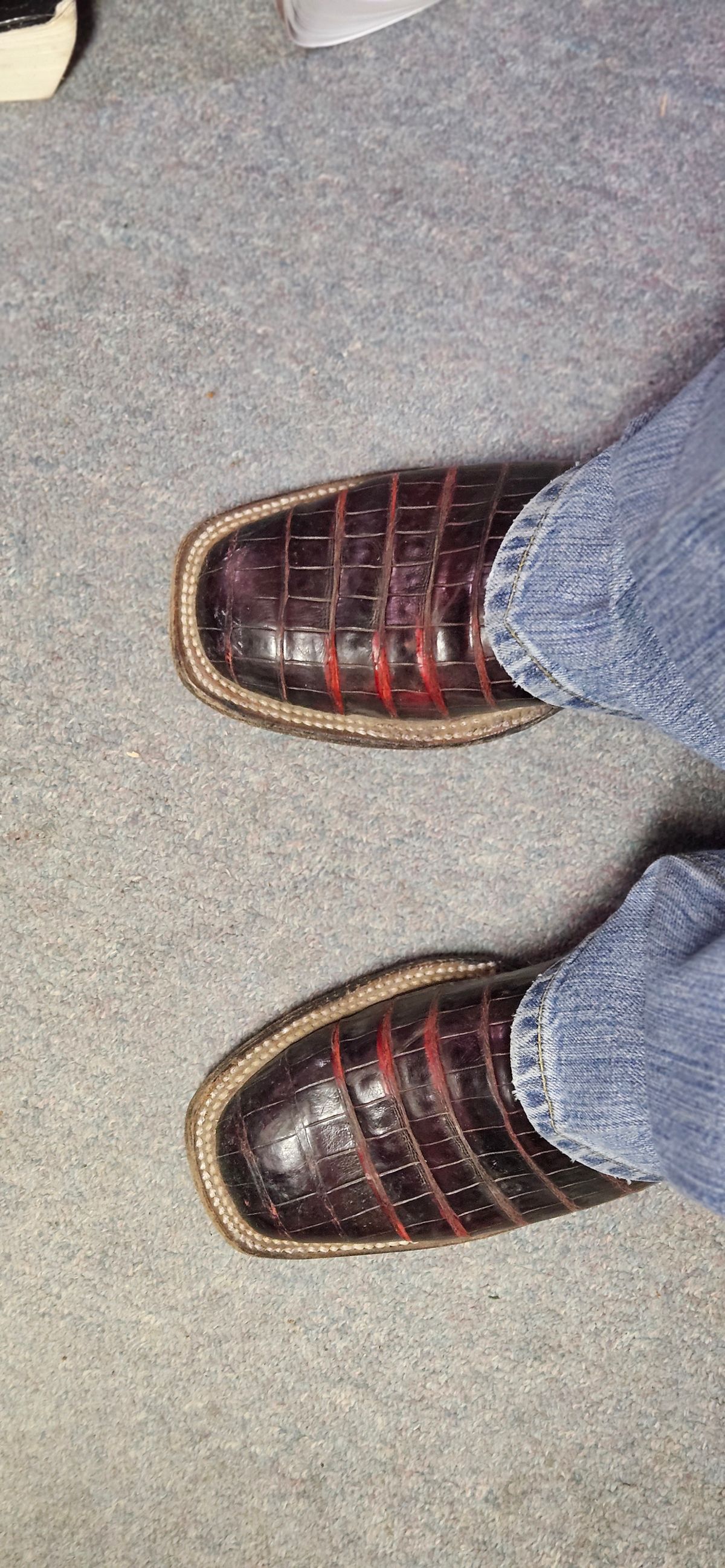 Photo by bro_moc on September 17, 2024 of the Lucchese Cowboy Boots in Caiman Belly.