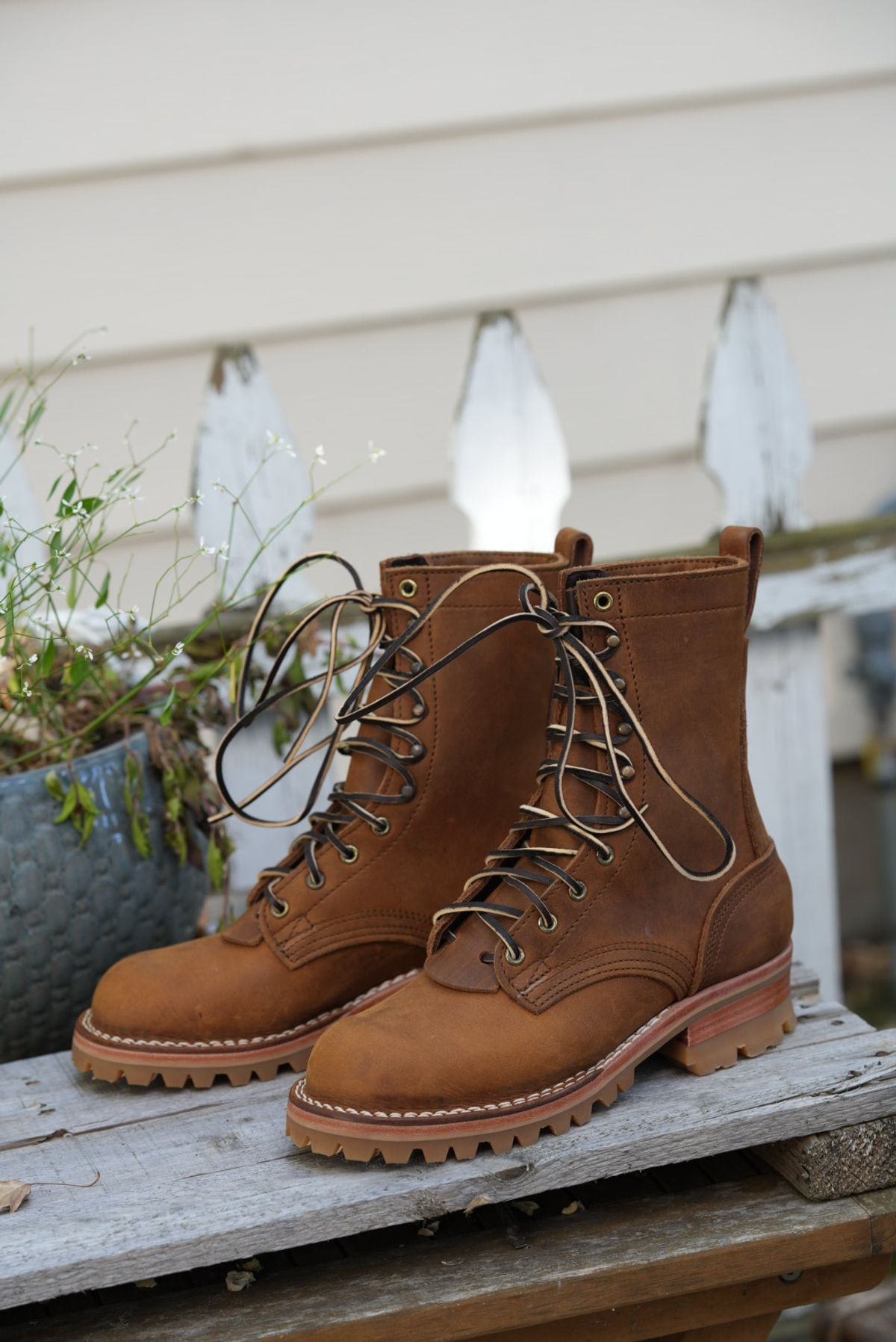 Photo by QuietRabbit on October 1, 2024 of the Nicks Lace Up Heritage in 64 MONARCH.