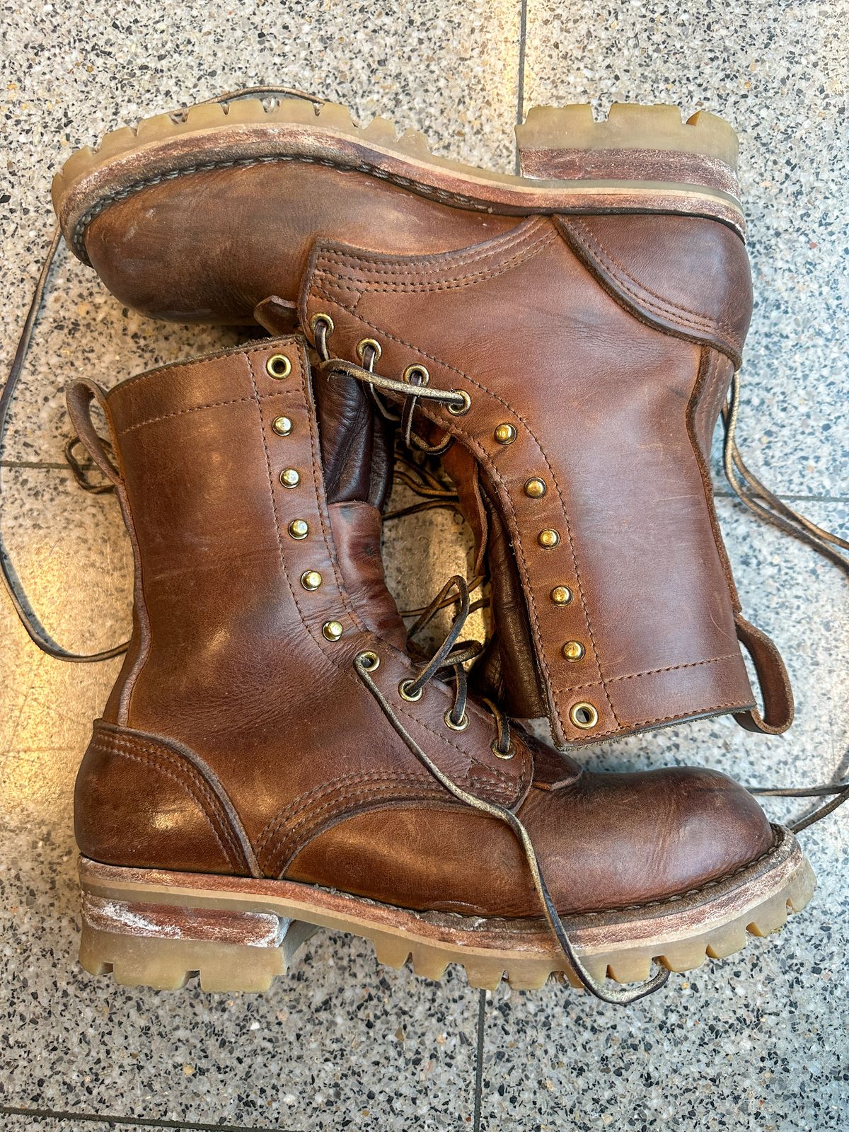 Photo by QuietRabbit on January 5, 2025 of the Nicks Lace Up Heritage in 64 MONARCH.