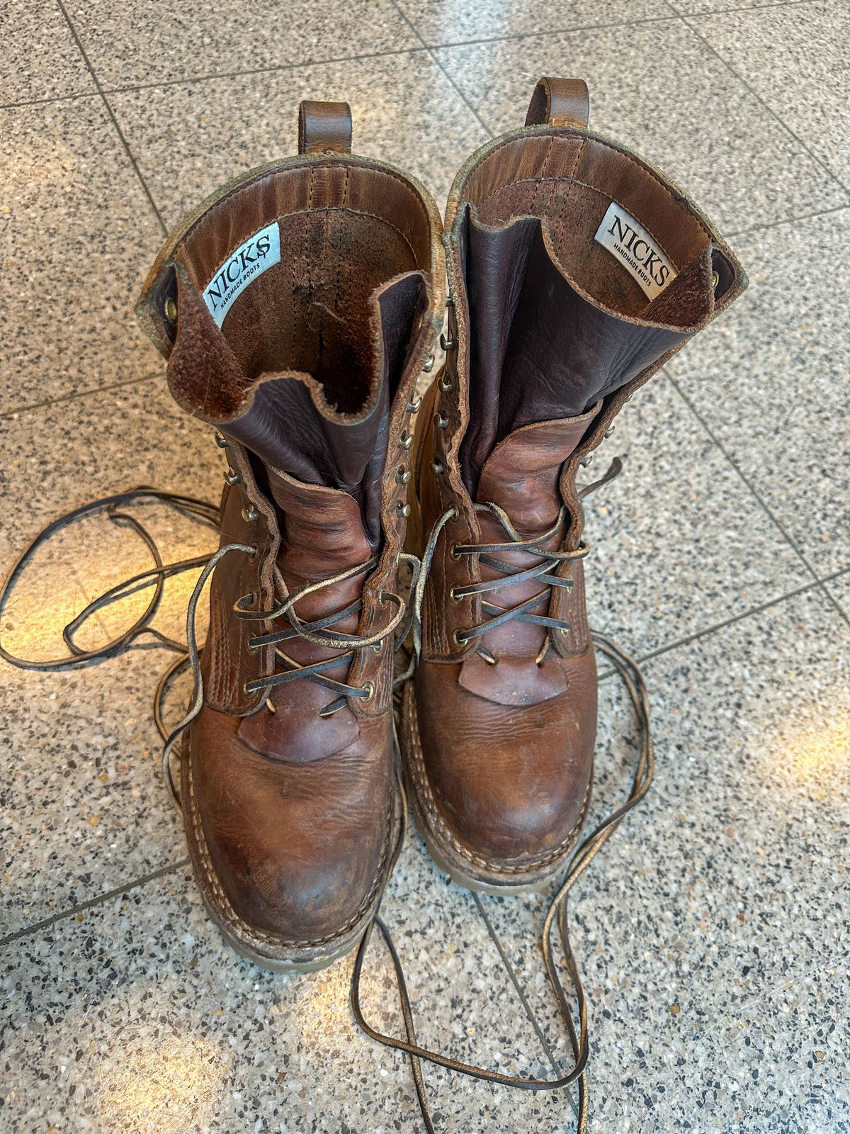 Photo by QuietRabbit on January 5, 2025 of the Nicks Lace Up Heritage in 64 MONARCH.