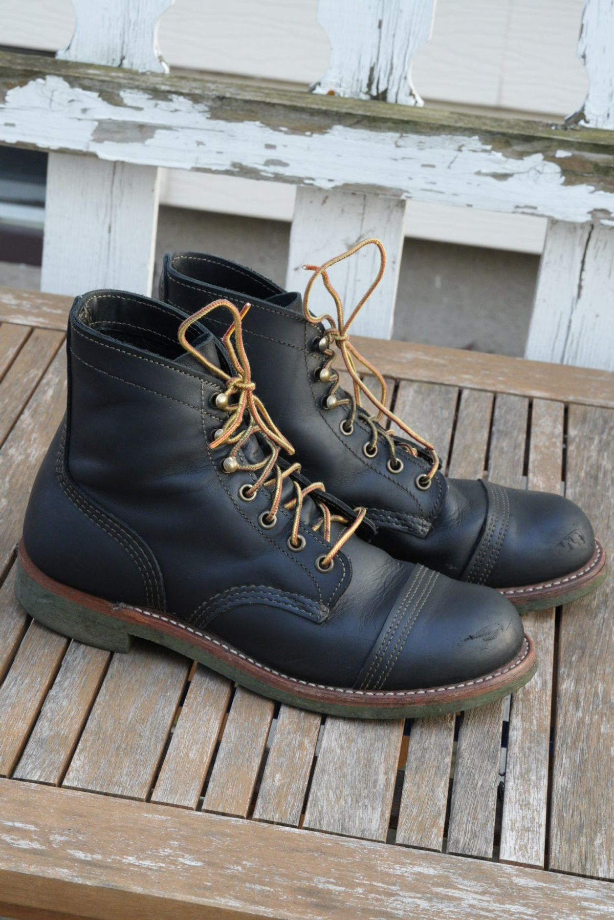 Photo by QuietRabbit on December 2, 2023 of the Red Wing Iron Ranger in S.B. Foot Black Harness.
