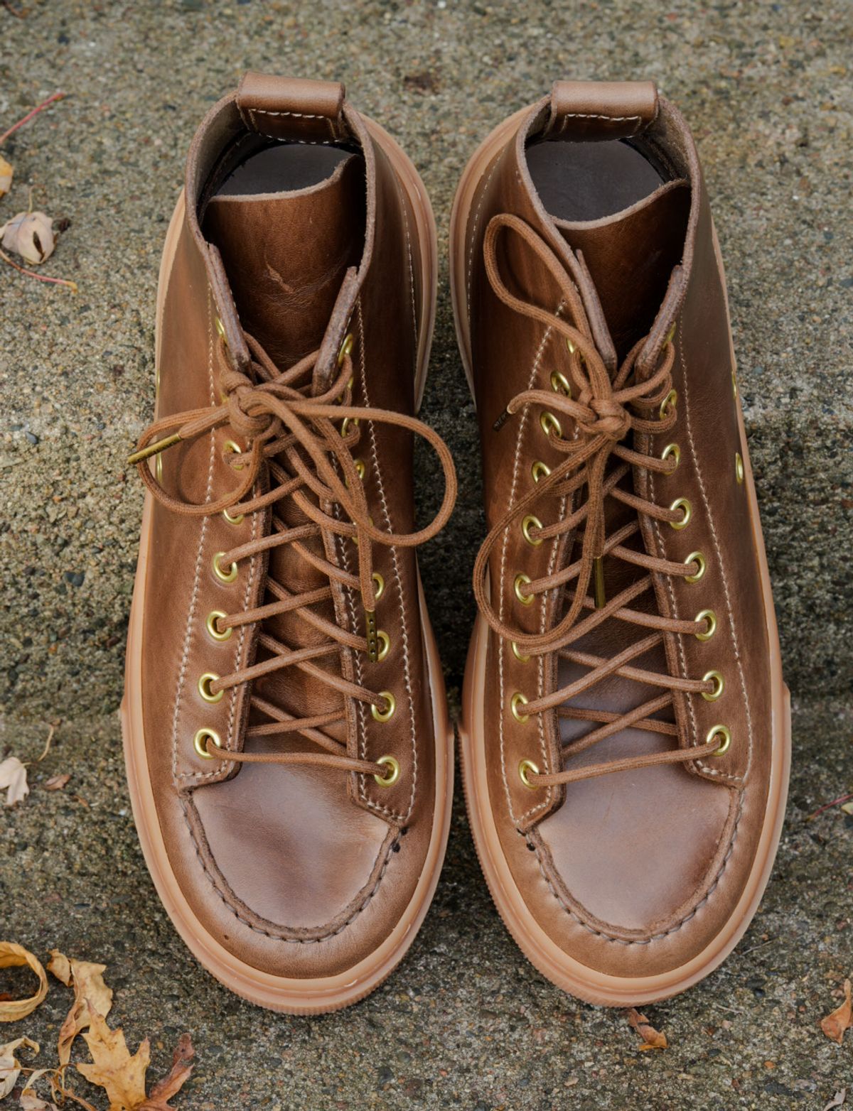 Photo by QuietRabbit on October 1, 2025 of the Bob Henderson Railtown Sneaker Boots in Horween Natural Chromexcel.