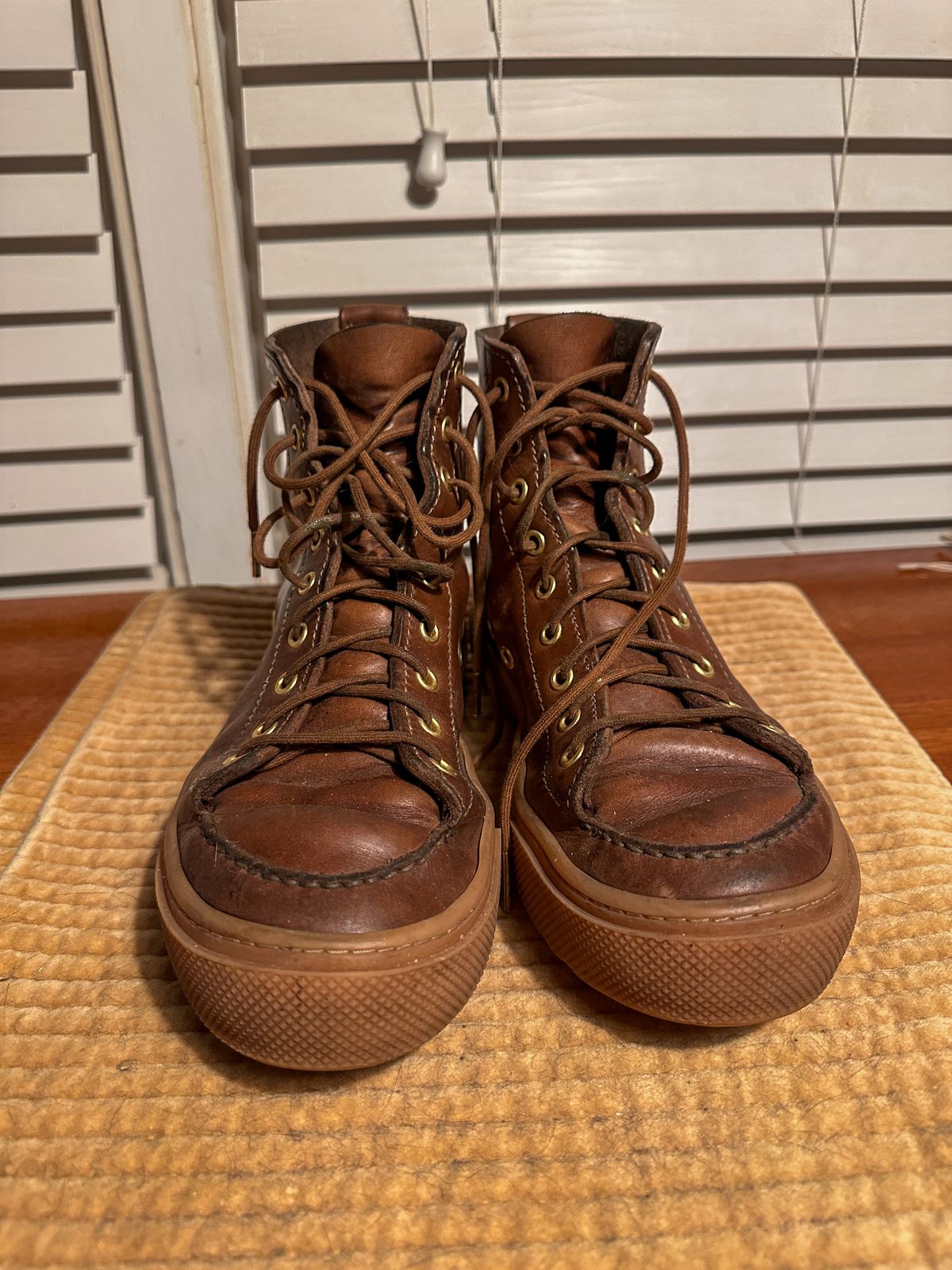 Photo by QuietRabbit on January 6, 2026 of the Bob Henderson Railtown Sneaker Boots in Horween Natural Chromexcel.