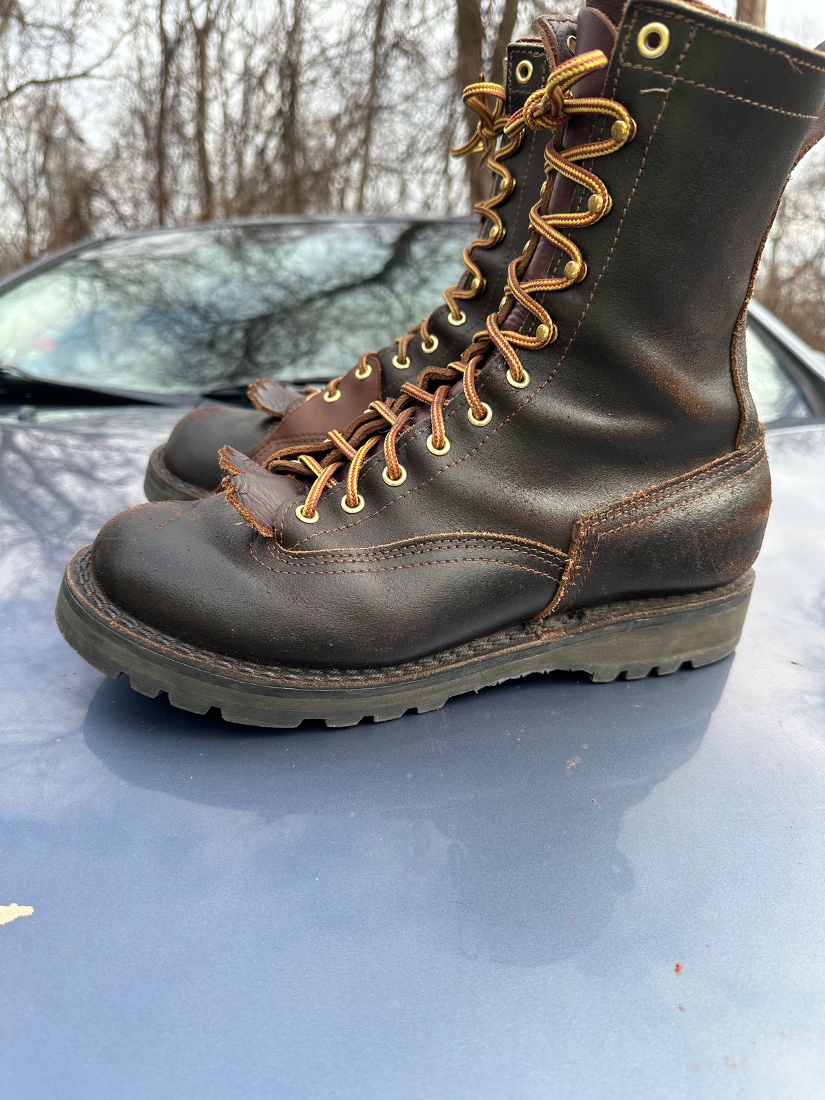 Photo by SiegePerilous. on January 2, 2024 of the Nicks x Rose Anvil ND3 in Horween Brown Waxed Flesh.