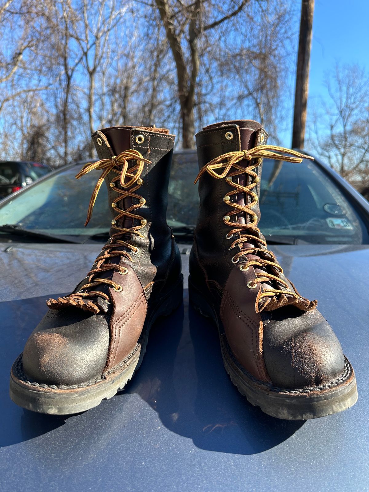 Photo by SiegePerilous. on February 4, 2024 of the Nicks x Rose Anvil ND3 in Horween Brown Waxed Flesh.