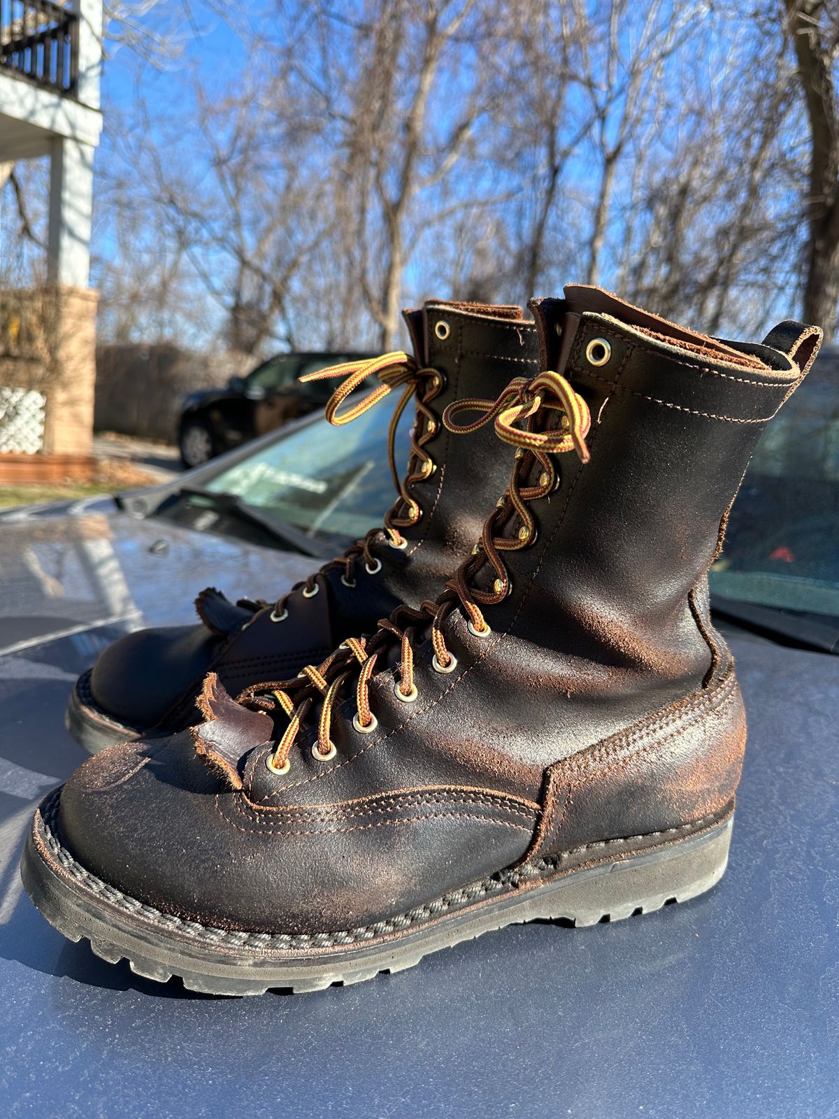 Photo by SiegePerilous. on February 4, 2024 of the Nicks x Rose Anvil ND3 in Horween Brown Waxed Flesh.