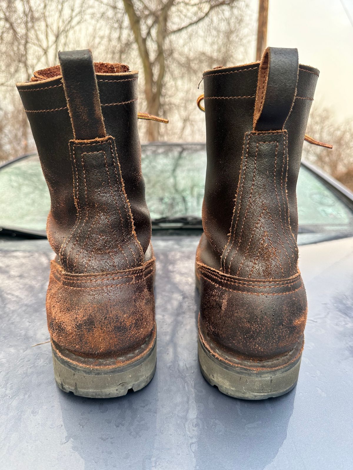 Photo by SiegePerilous. on April 4, 2024 of the Nicks x Rose Anvil ND3 in Horween Brown Waxed Flesh.