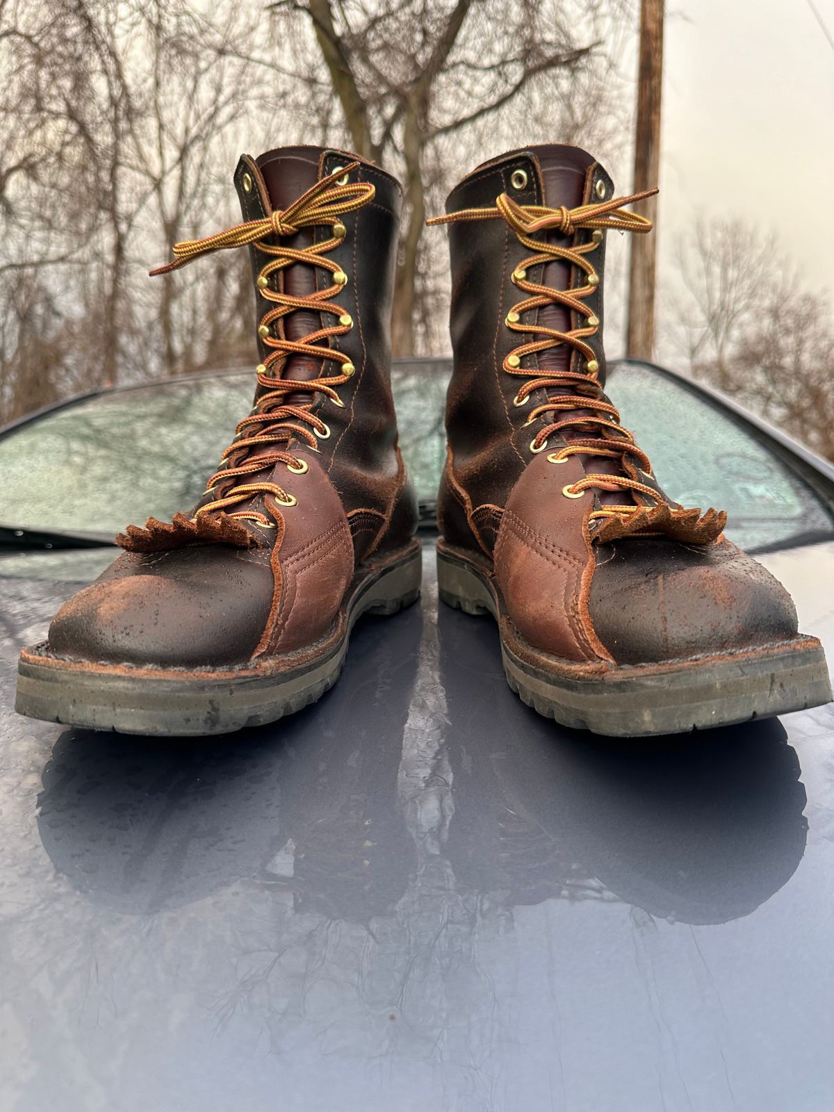 Photo by SiegePerilous. on April 4, 2024 of the Nicks x Rose Anvil ND3 in Horween Brown Waxed Flesh.