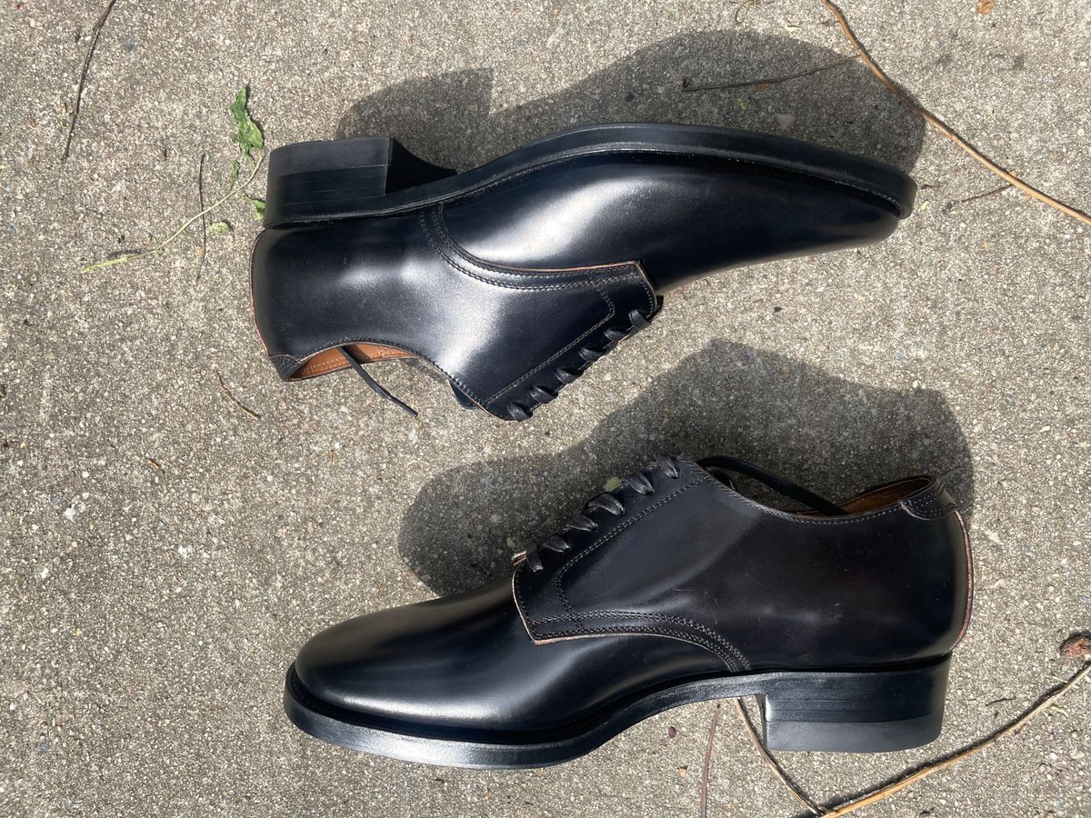 Photo by BoozeHero on September 12, 2025 of the Clinch Service Shoes in Black Shell Cordovan.