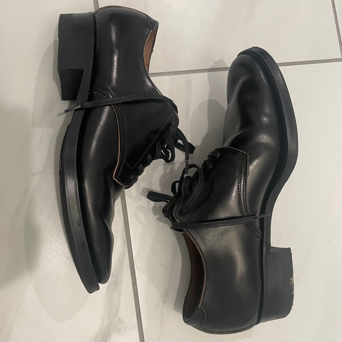 Photo by BoozeHero on December 5, 2025 of the Clinch Service Shoes in Black Shell Cordovan.