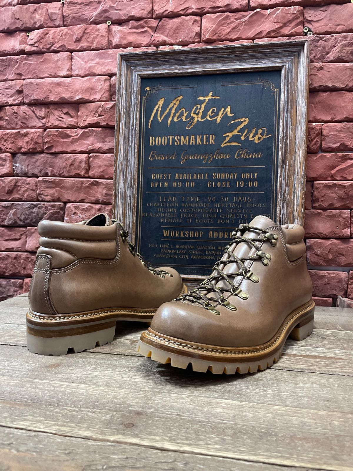 Photo by User1 on June 13, 2025 of the Master Zuo Custom Model in Horween Natural Chromexcel.