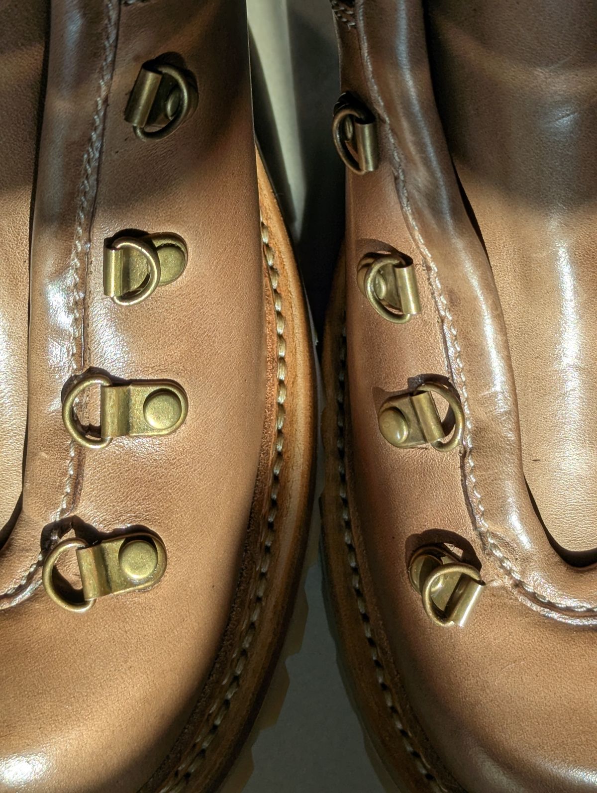 Photo by User1 on July 5, 2025 of the Master Zuo Custom Model in Horween Natural Chromexcel.