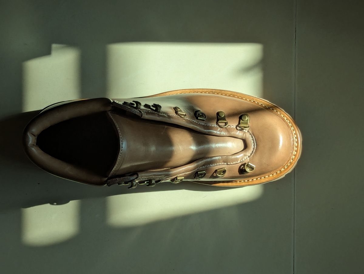 Photo by User1 on July 5, 2025 of the Master Zuo Custom Model in Horween Natural Chromexcel.