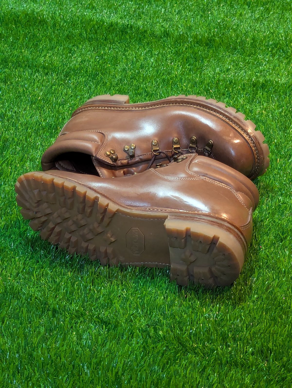 Photo by User1 on October 31, 2025 of the Master Zuo Custom Model in Horween Natural Chromexcel.