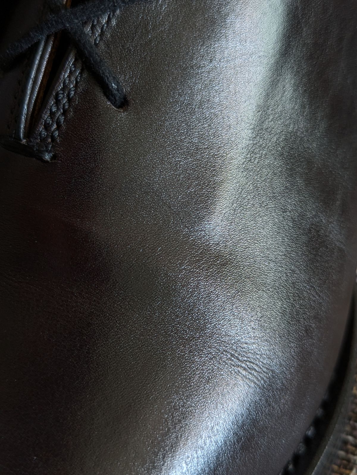 Photo by User1 on September 6, 2025 of the Master Zuo Custom Model in Hand-dyed Black Chrome Tan.
