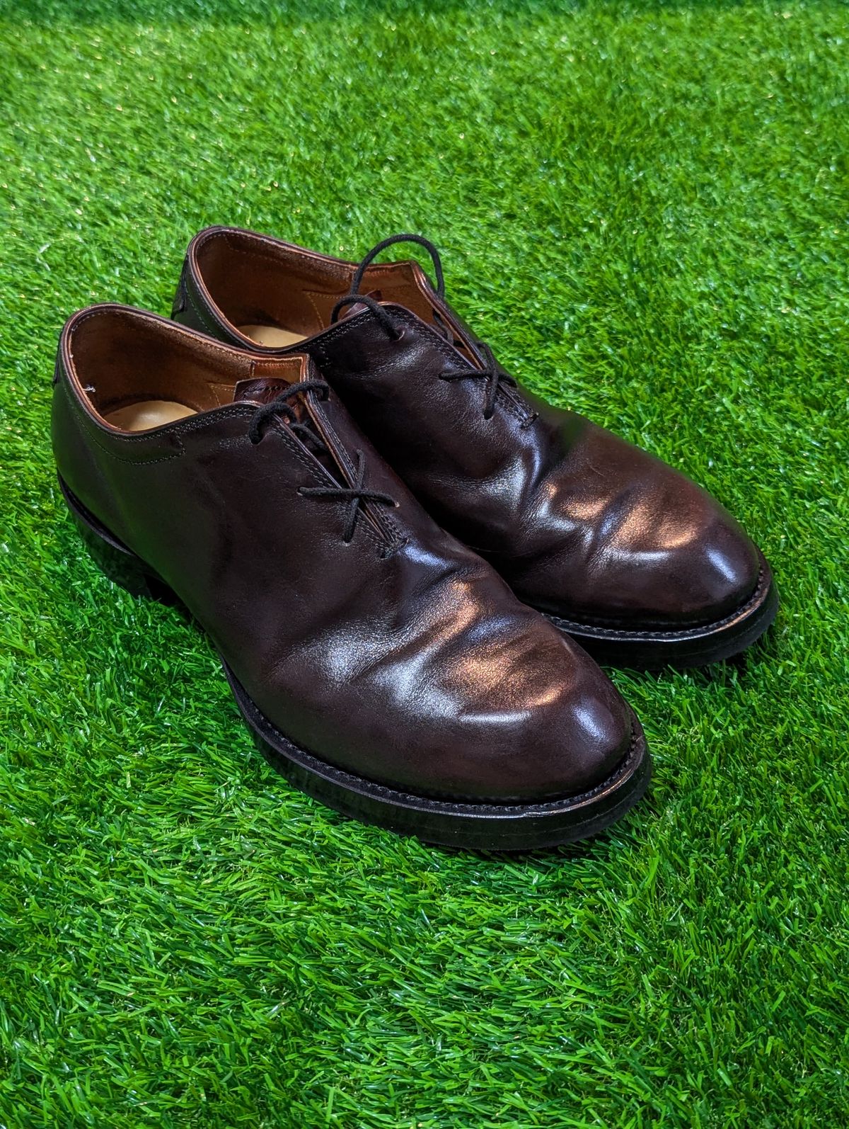 Photo by User1 on October 31, 2025 of the Master Zuo Custom Model in Hand-dyed Black Chrome Tan.