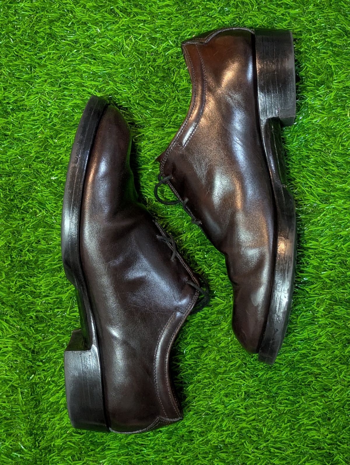 Photo by User1 on October 31, 2025 of the Master Zuo Custom Model in Hand-dyed Black Chrome Tan.