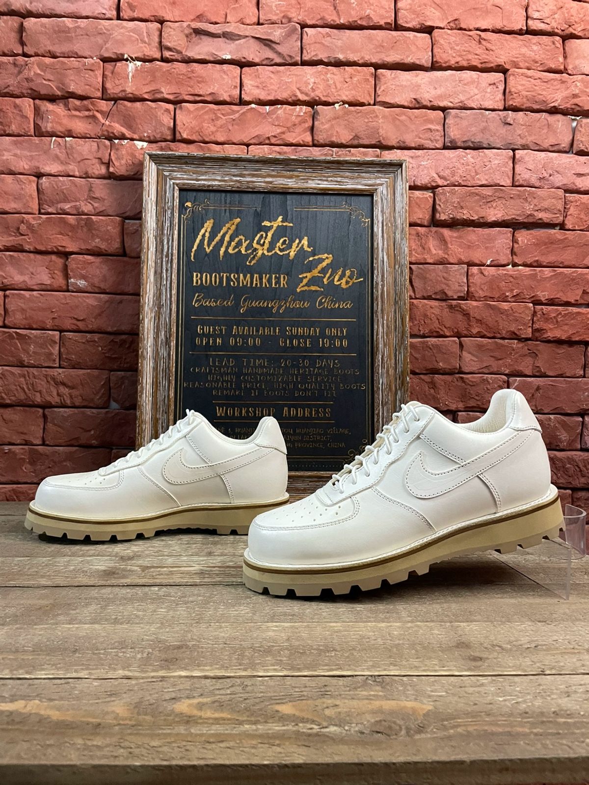 Photo by User1 on June 25, 2024 of the Master Zuo Custom Model in White Veg Tan.