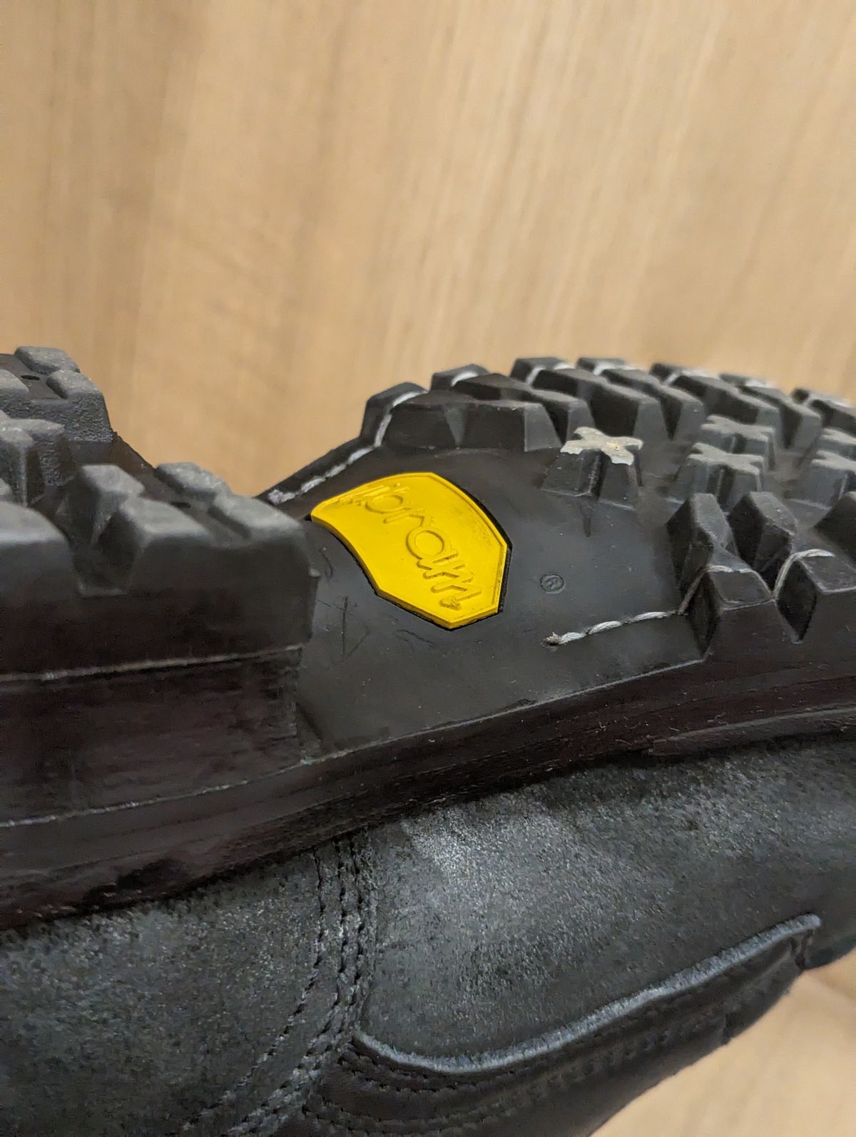 Photo by User1 on March 26, 2024 of the Drew's Boots 8-Inch Logger in Black Smooth & Black Roughout.