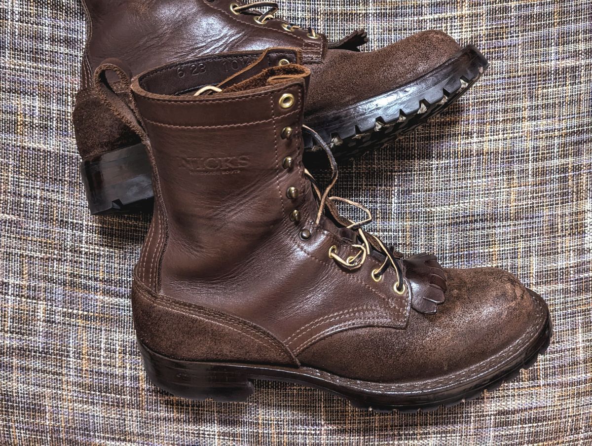 Photo by User1 on September 17, 2025 of the Nicks BuilderPro in Seidel 1964 Walnut & Seidel 1964 Walnut Roughout.