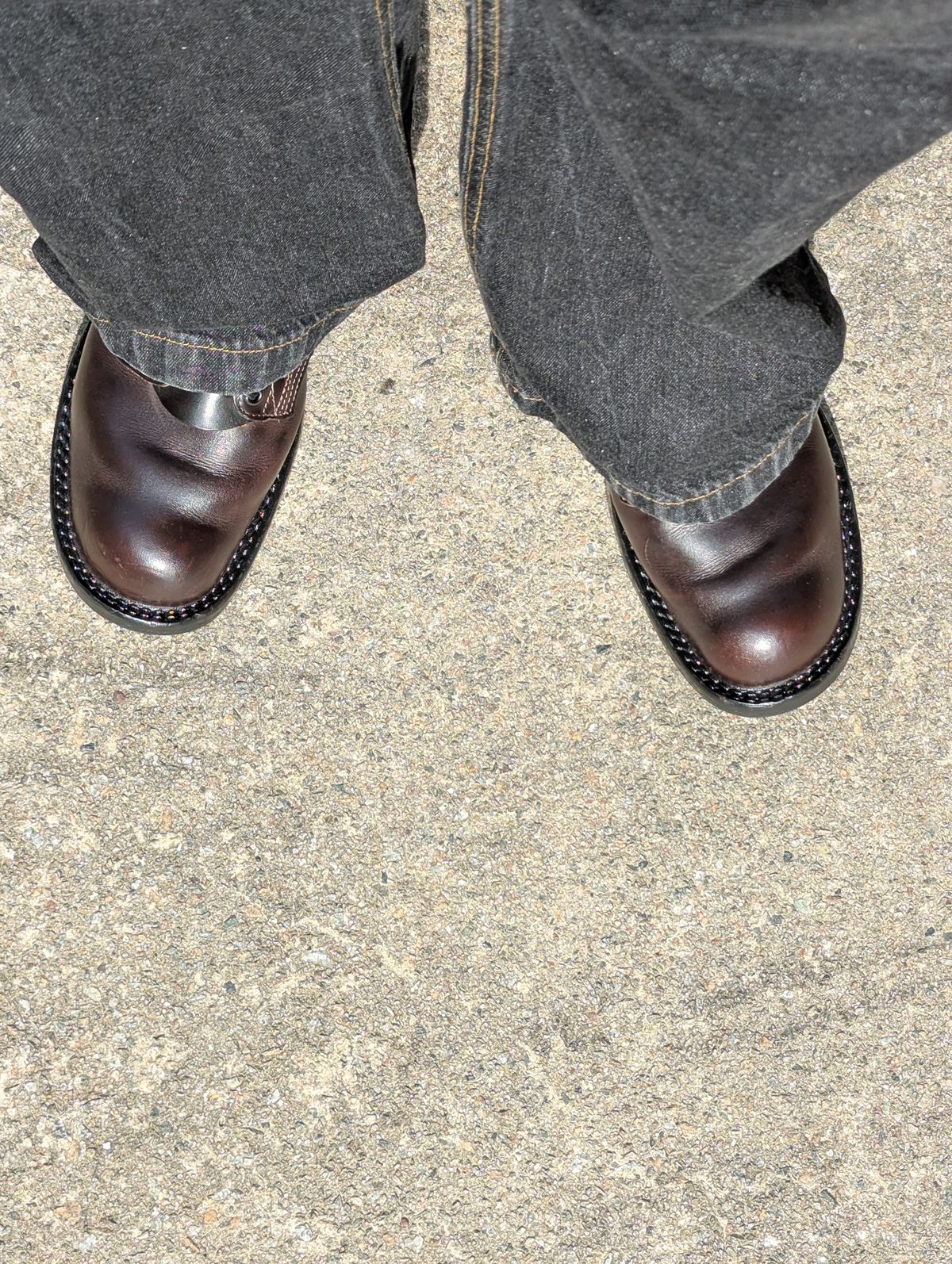 Photo by User1 on May 27, 2025 of the Nicks Custom Model in Wickett & Craig Walnut Double Stuffed.