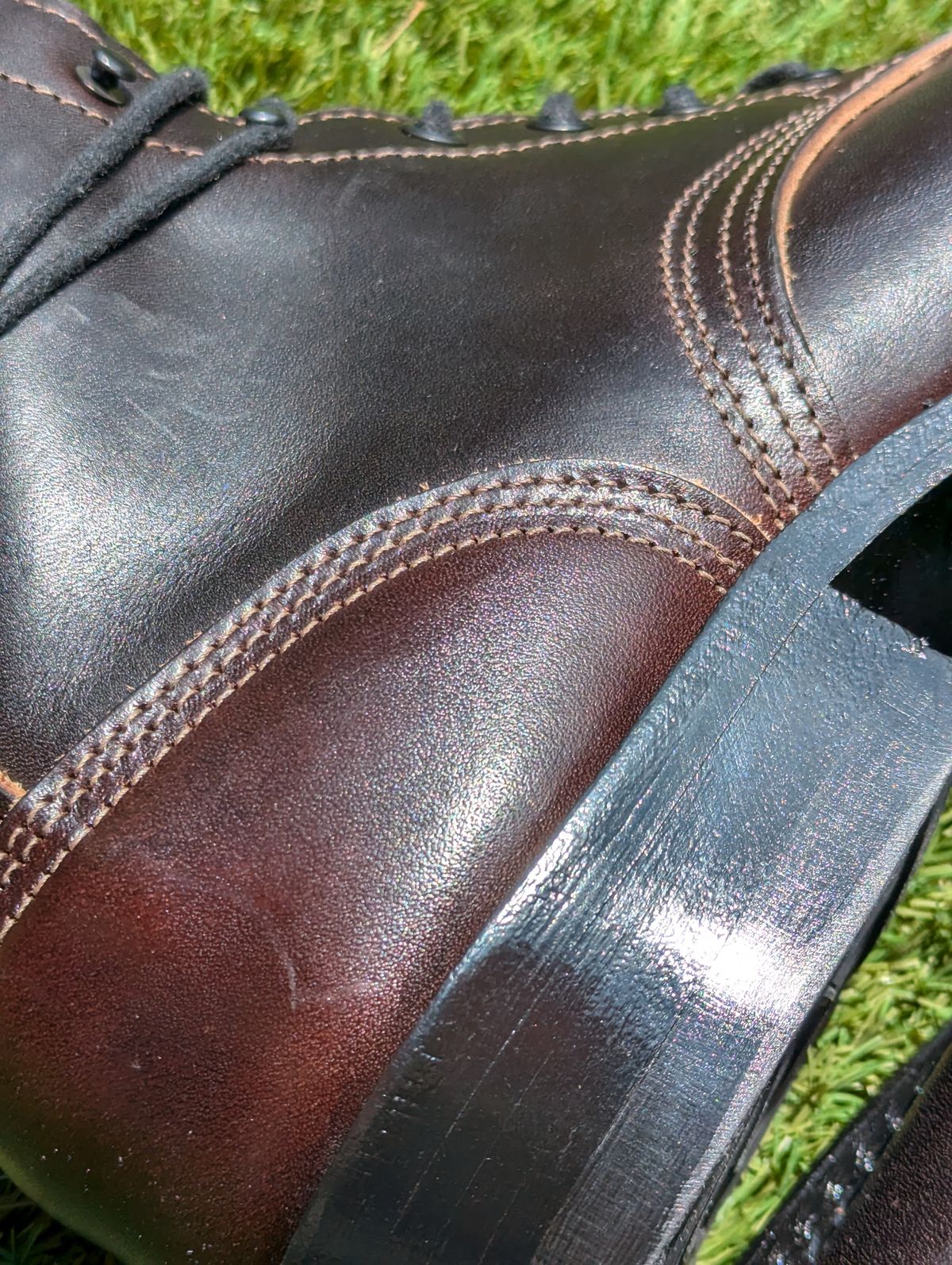 Photo by User1 on October 9, 2024 of the Nicks Custom Model in Wickett & Craig Walnut Double Stuffed.