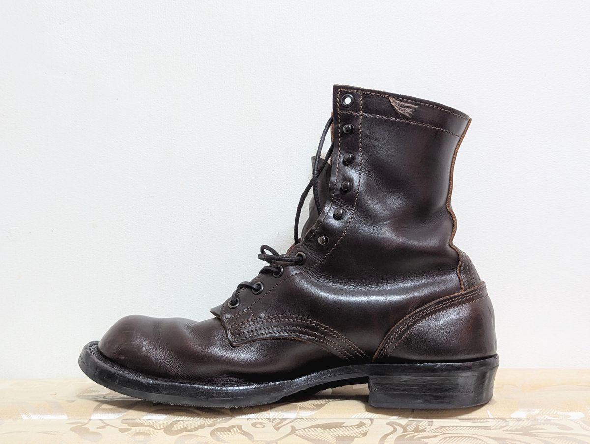 Photo by User1 on September 8, 2025 of the Nicks Custom Model in Wickett & Craig Walnut Double Stuffed.