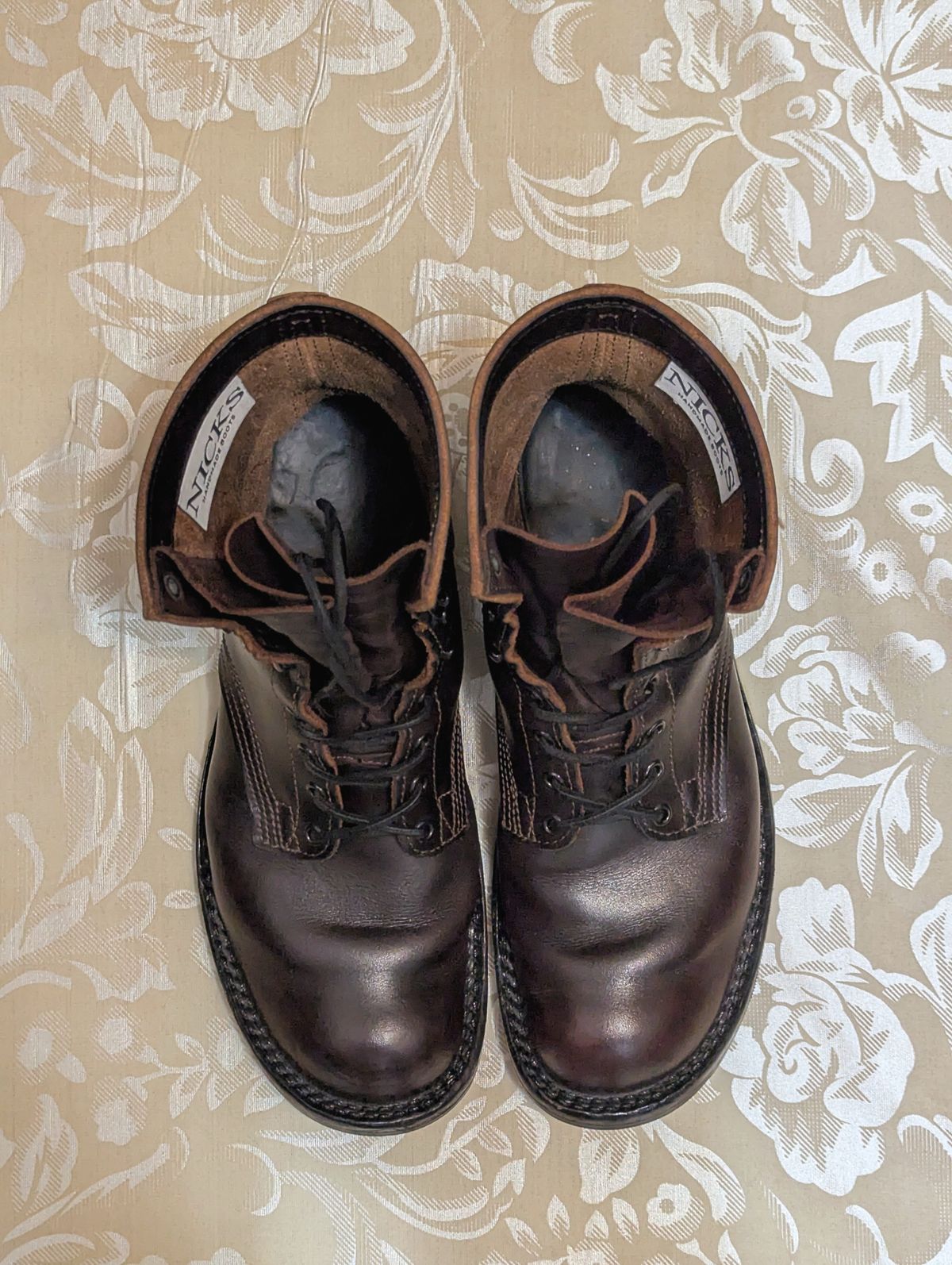 Photo by User1 on October 12, 2025 of the Nicks Custom Model in Wickett & Craig Walnut Double Stuffed.