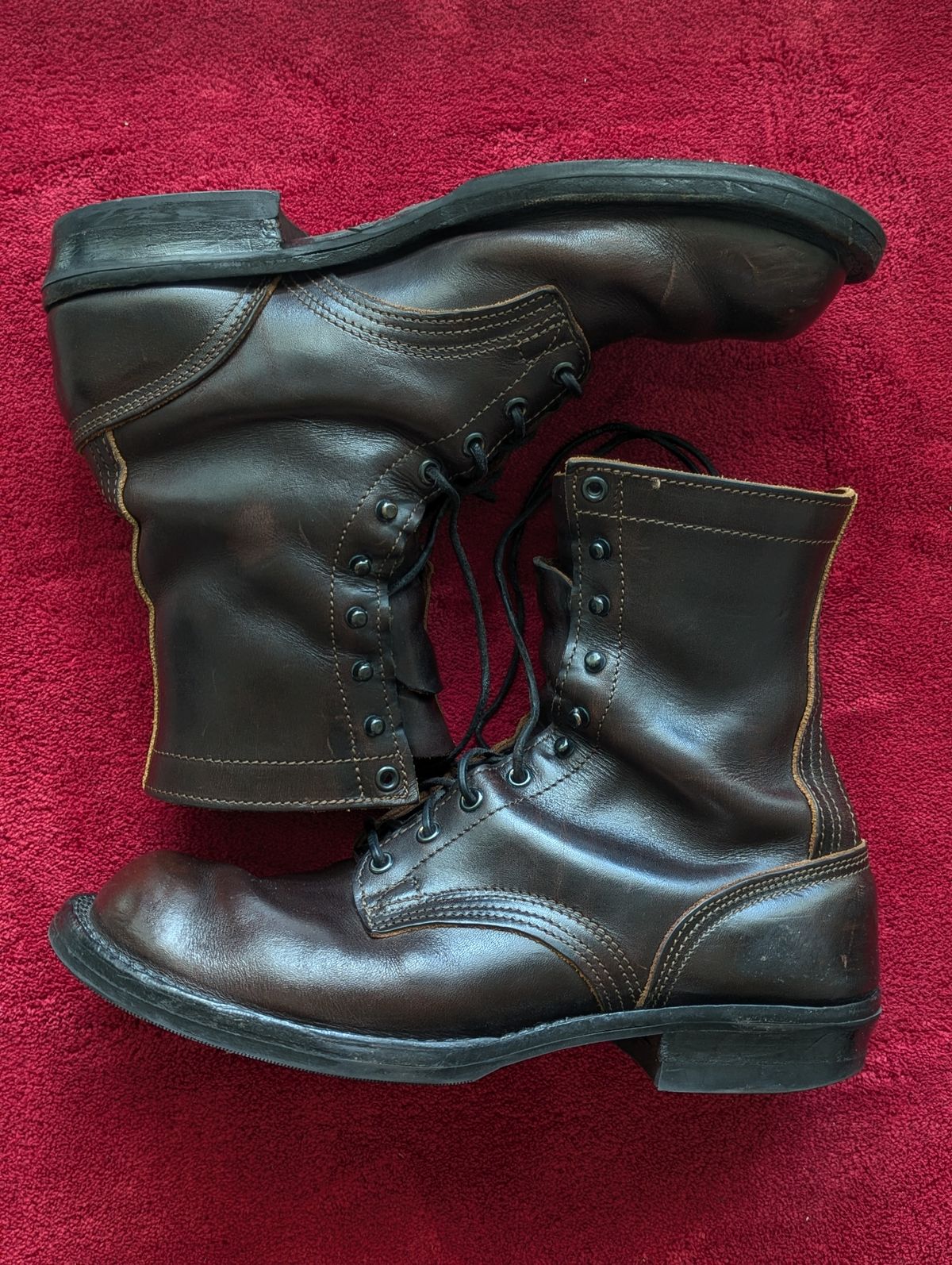Photo by User1 on May 9, 2026 of the Nicks Custom Model in Wickett & Craig Walnut Double Stuffed.