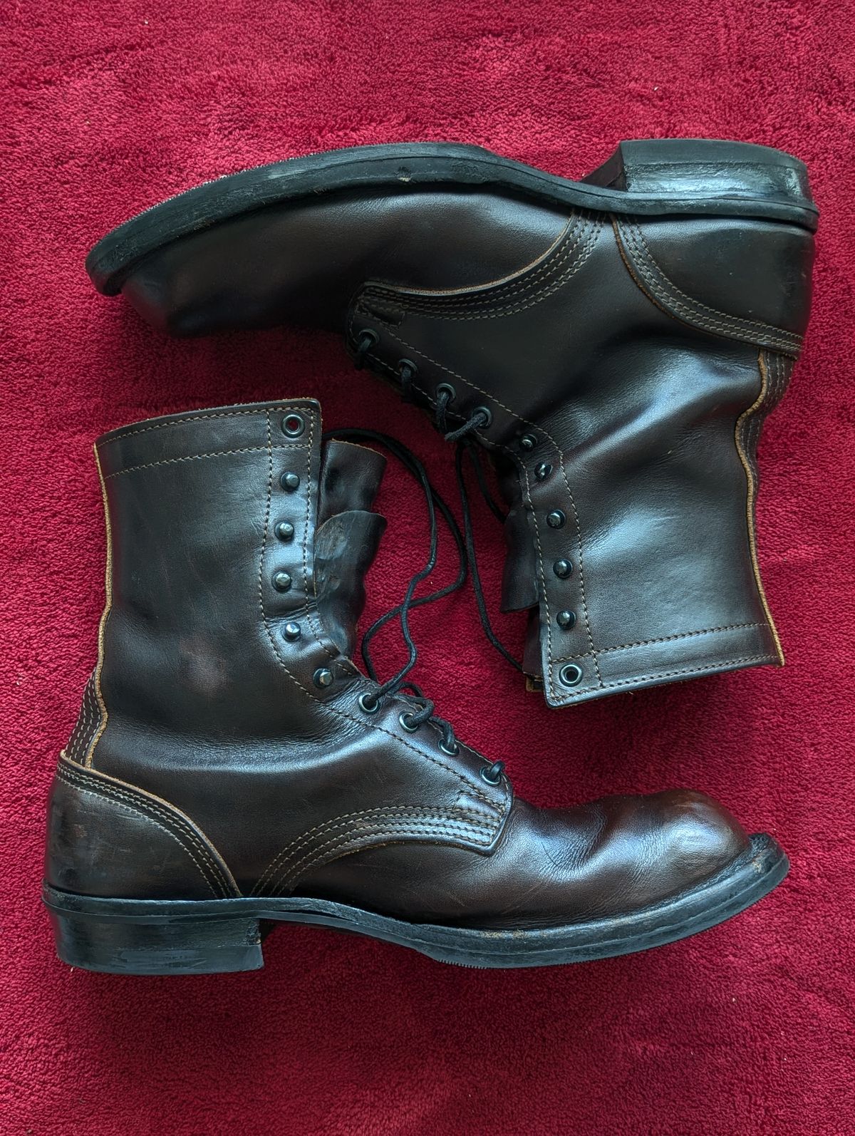 Photo by User1 on May 9, 2026 of the Nicks Custom Model in Wickett & Craig Walnut Double Stuffed.