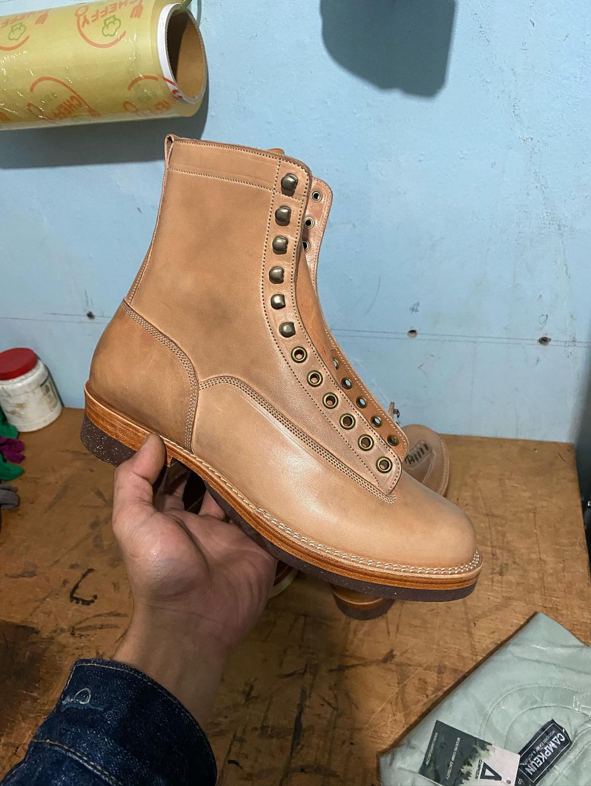Photo by sweetchippies on November 4, 2023 of the Onderhoud LCV01 Lineman Boot in Wickett & Craig Russet Traditional Harness.